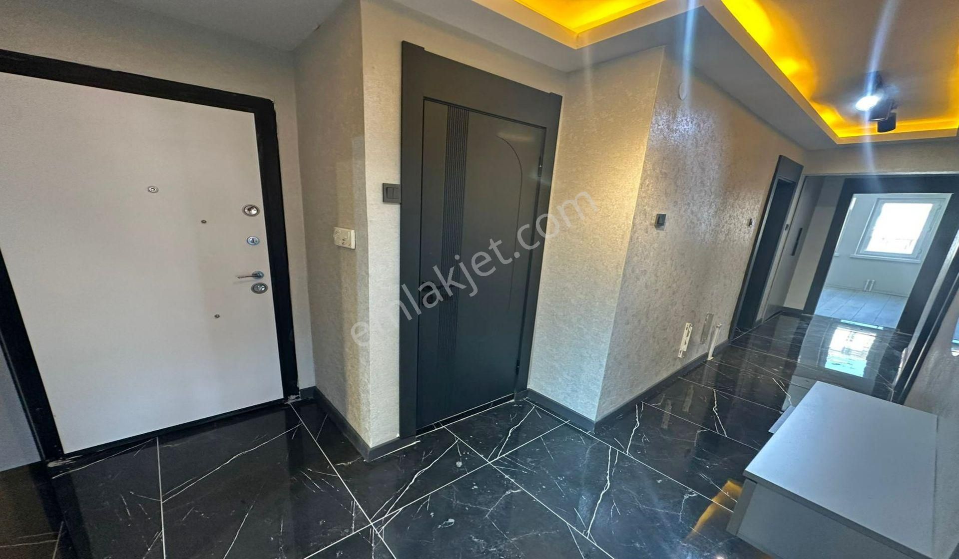 Bademlikde Site Konseptinde 3+1 Lüx Yapılı Kaçırmayın - Görsel 28