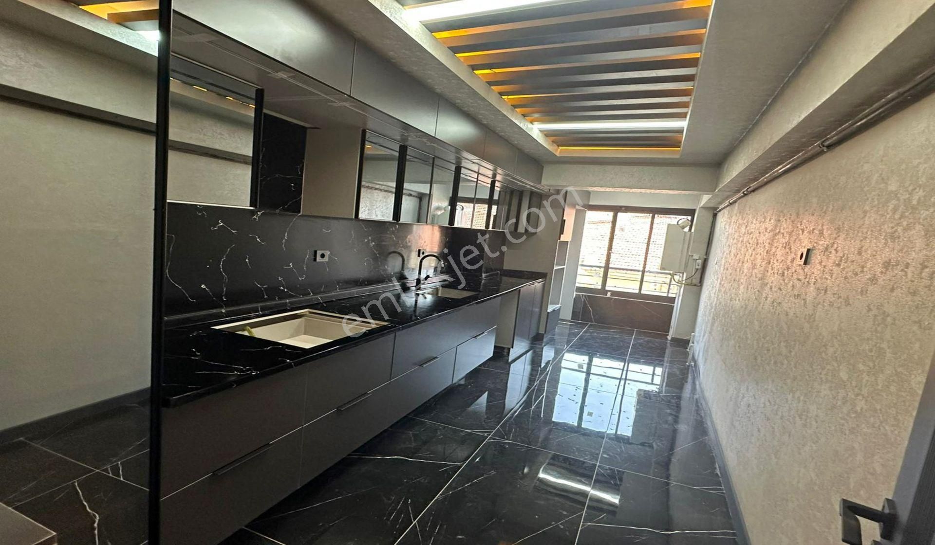 Bademlikde Site Konseptinde 3+1 Lüx Yapılı Kaçırmayın - Görsel 3