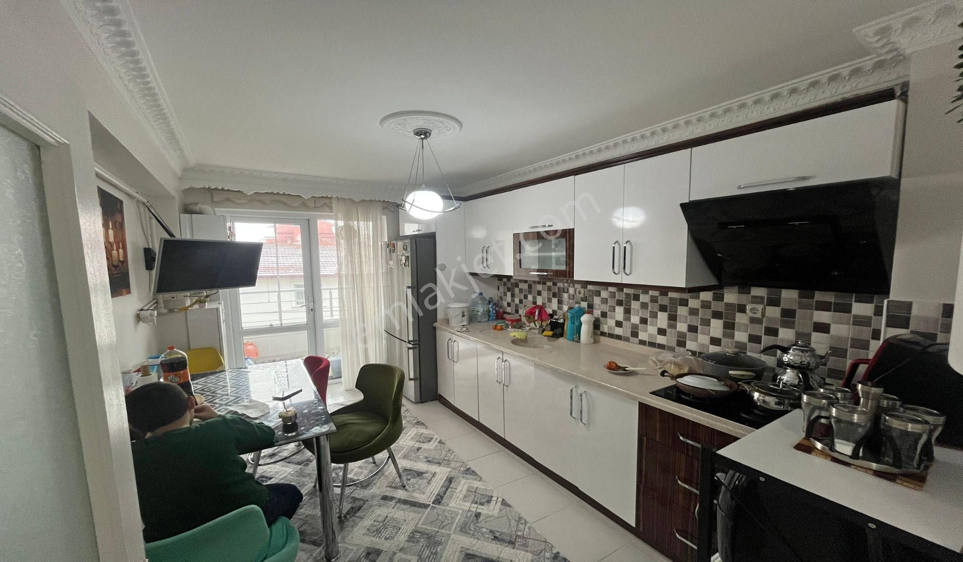 Kanunide Yeni Binada Ara Katta 3+1 Masrafsız Krediye Uygun - Görsel 3