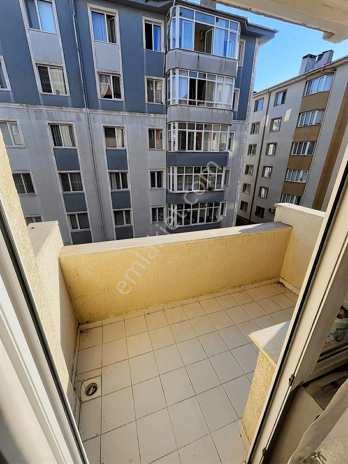 Muhittin Mahallesin De Satılık 3+1 Geniş Arakat Daire - Görsel 15