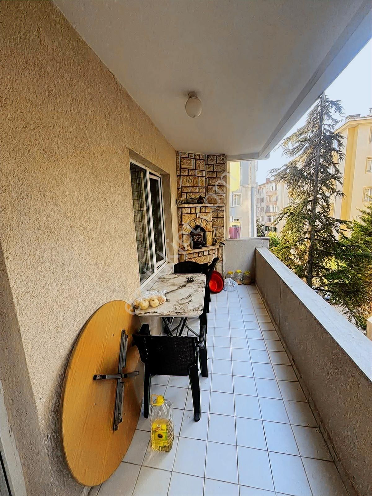 Muhittin Mahallesin De Satılık 3+1 Geniş Arakat Daire - Görsel 3