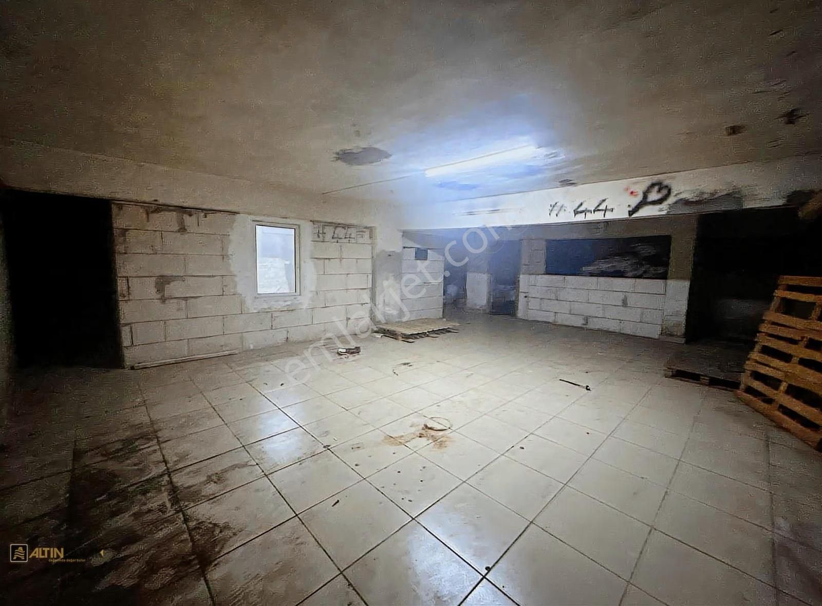 Ön Alanlı Düz Giriş 2 Katlı Cadde Üzeri Kiralık Mağaza - Görsel 10