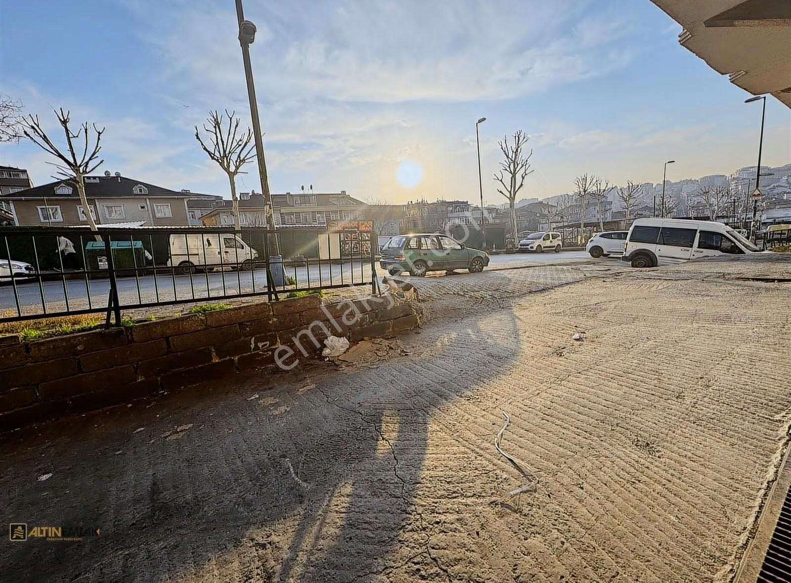 Ön Alanlı Düz Giriş 2 Katlı Cadde Üzeri Kiralık Mağaza - Görsel 9