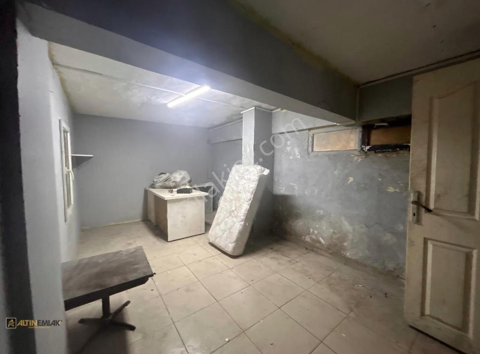 Ön Alanlı Düz Giriş 2 Katlı Cadde Üzeri Kiralık Mağaza - Görsel 24