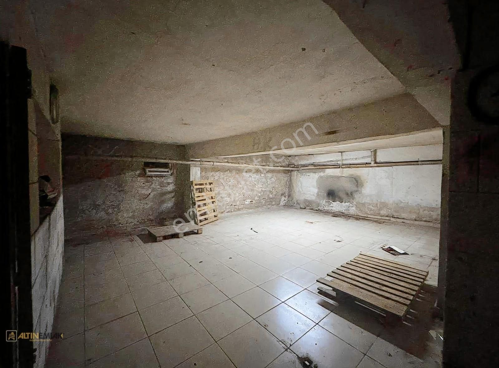 Ön Alanlı Düz Giriş 2 Katlı Cadde Üzeri Kiralık Mağaza - Görsel 13