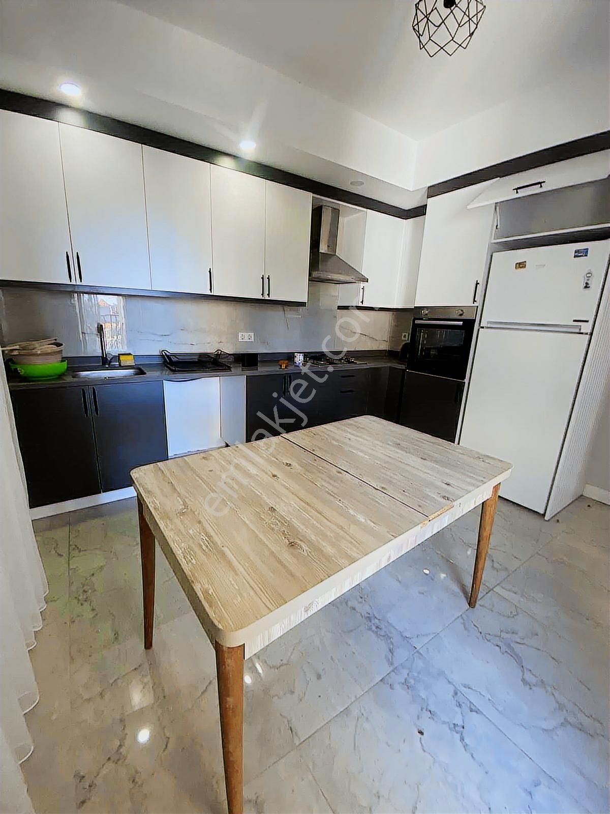 İnfo Gayrimenkul Ilıcada Ful Eşyalı Kiralık 2+1 - Görsel 6