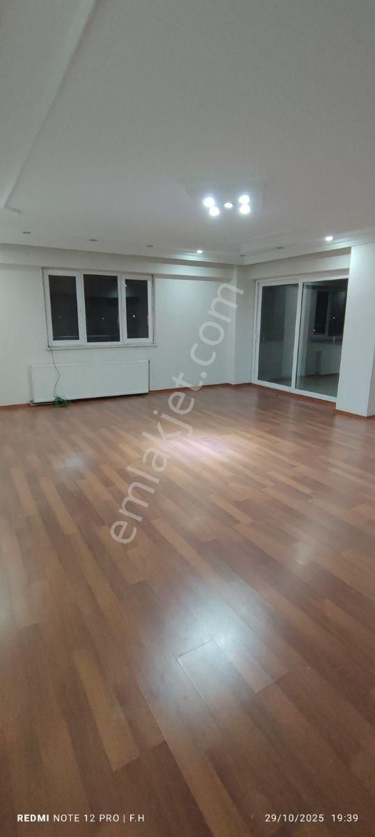 Med Life Gayrimenkul' Den Merkezi Konumda Kiralık Daire