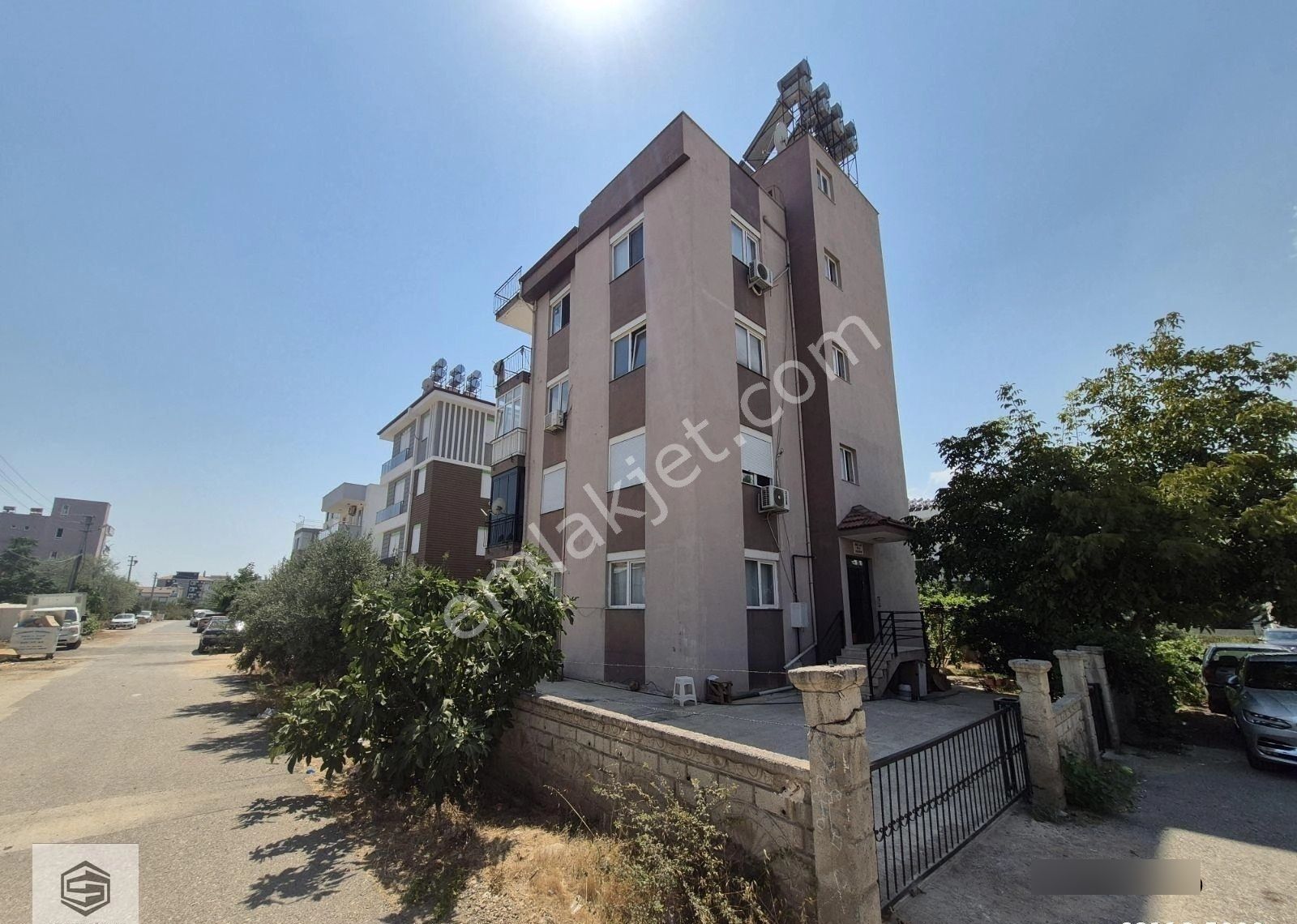 Döşemealtı Merkezde 3+1 Kiralık Geniş Kullanımlı Daire - Görsel 17