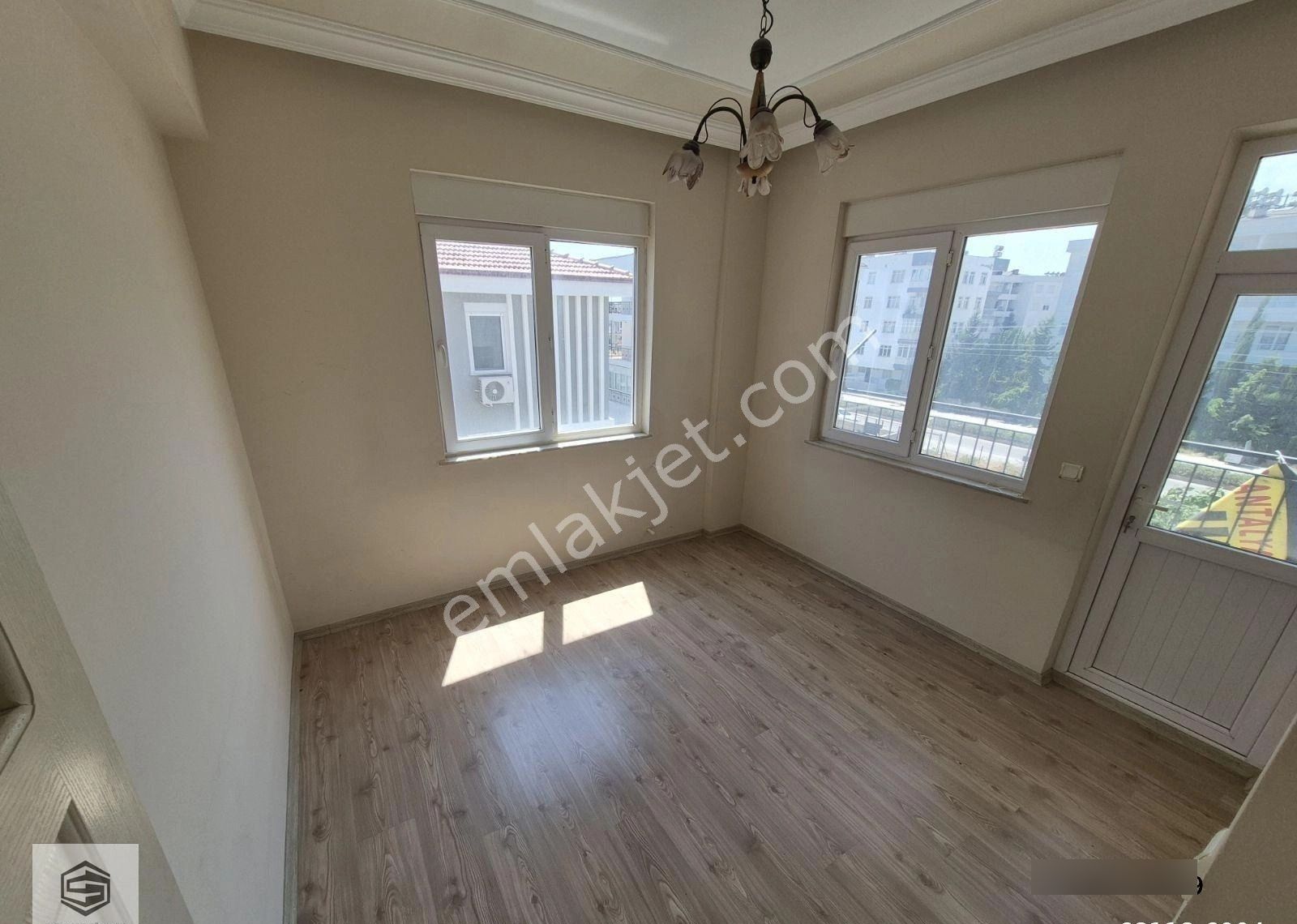 Döşemealtı Yeniköy Merkezi Konumda 3+1 130 Mt2 Arakat Daire - Görsel 4