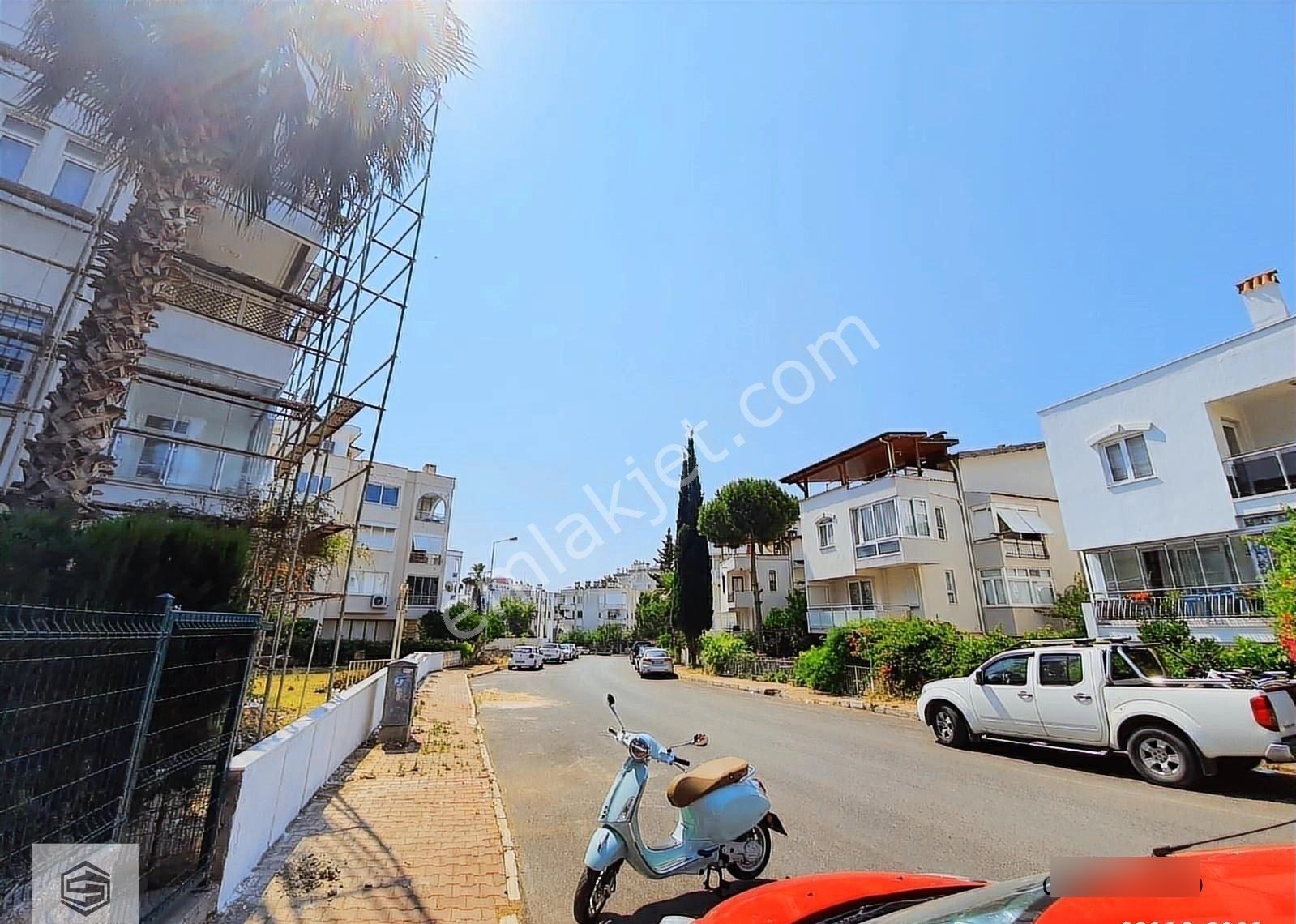 Denize Yürüme Mesafesinde Katta Eşyalı Ayrı Mutfaklı 2+1 - Görsel 24