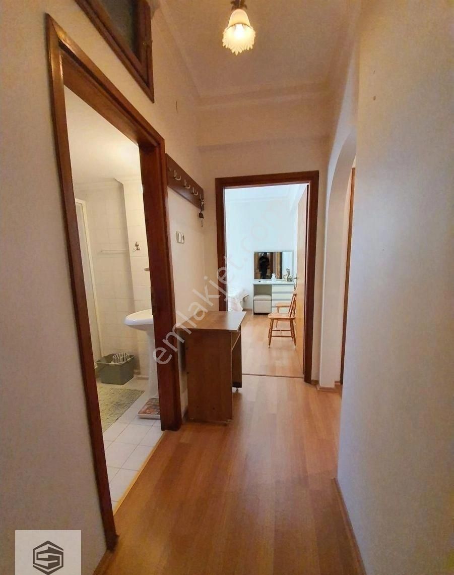 Denize Yürüme Mesafesinde Katta Eşyalı Ayrı Mutfaklı 2+1 - Görsel 23