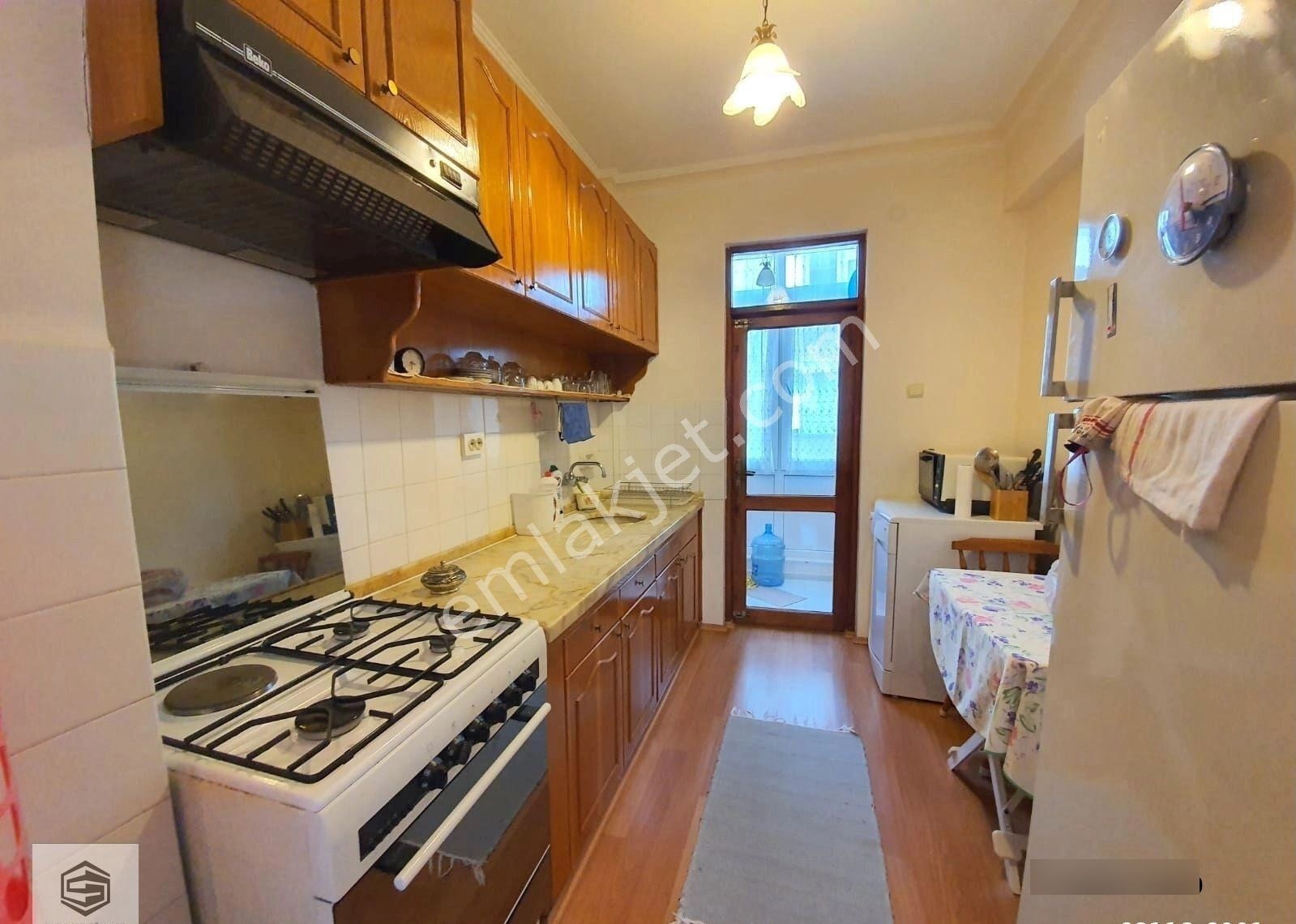 Denize Yürüme Mesafesinde Katta Eşyalı Ayrı Mutfaklı 2+1 - Görsel 21