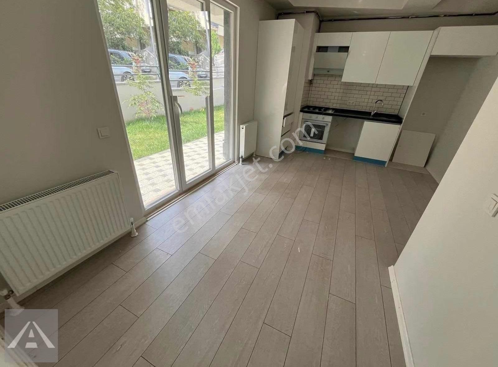 Altıntepe'de Bahçe Kullanımlı Tapu Masrafsız 1+1 - Görsel 3