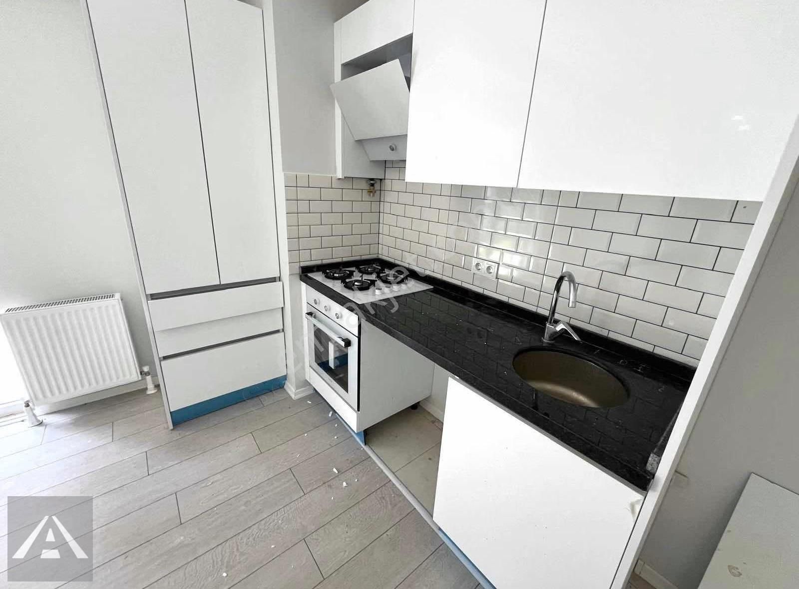 Altıntepe'de Bahçe Kullanımlı Tapu Masrafsız 1+1 - Görsel 19