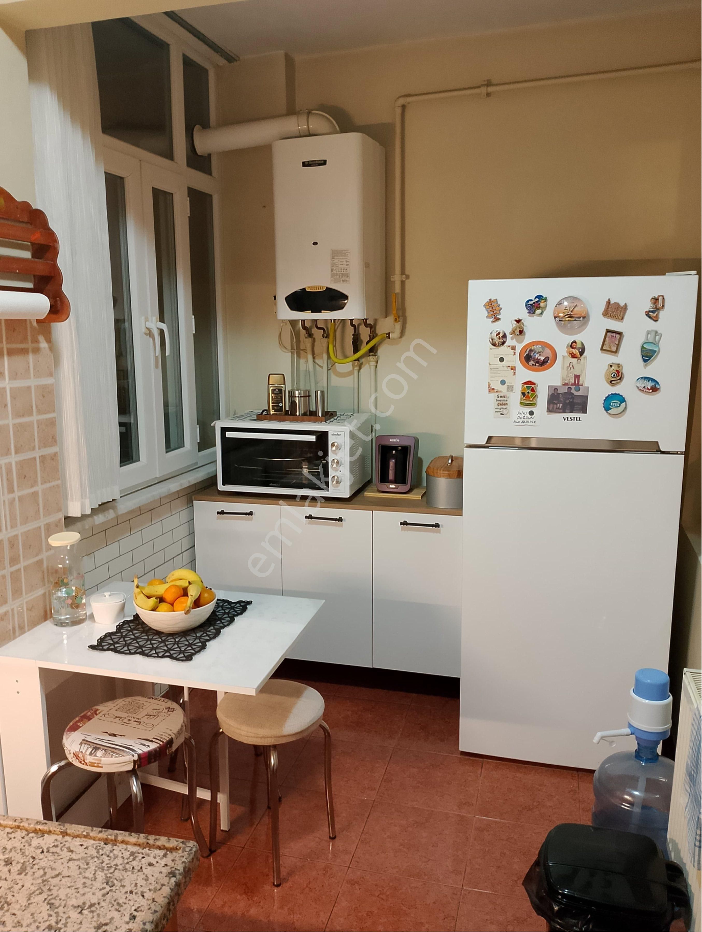 Ecem Emlaktan Kocamustafapaşa Da Merkezi Konumda 90m2 Ara Kat - Görsel 12