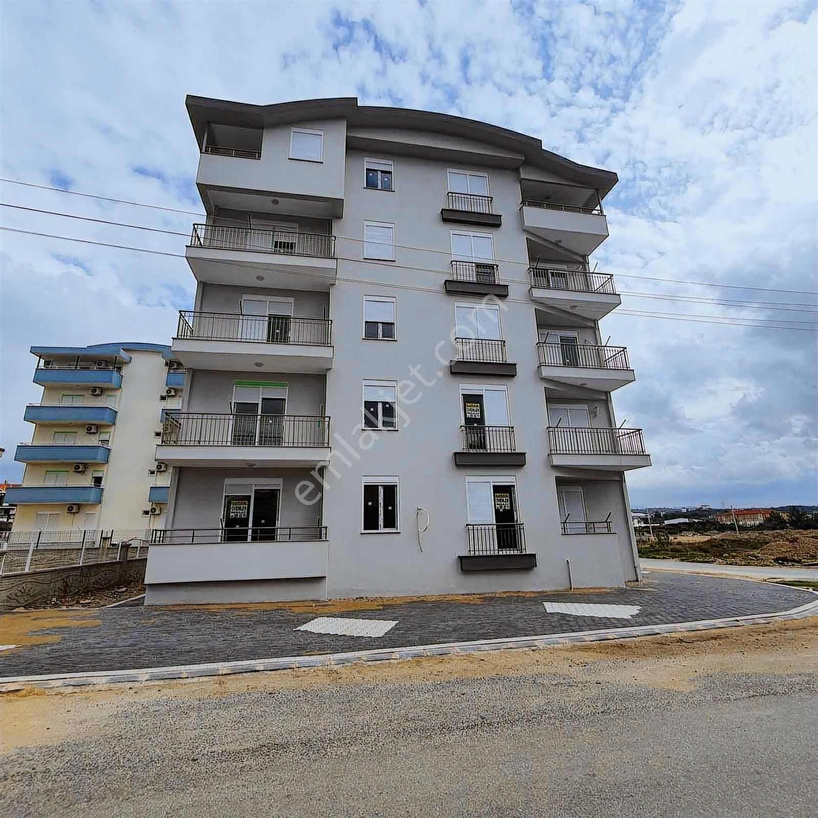 Metrekare Emlak'tan Asansörlü Arakat 2+1 Satılık Daire - Görsel 9