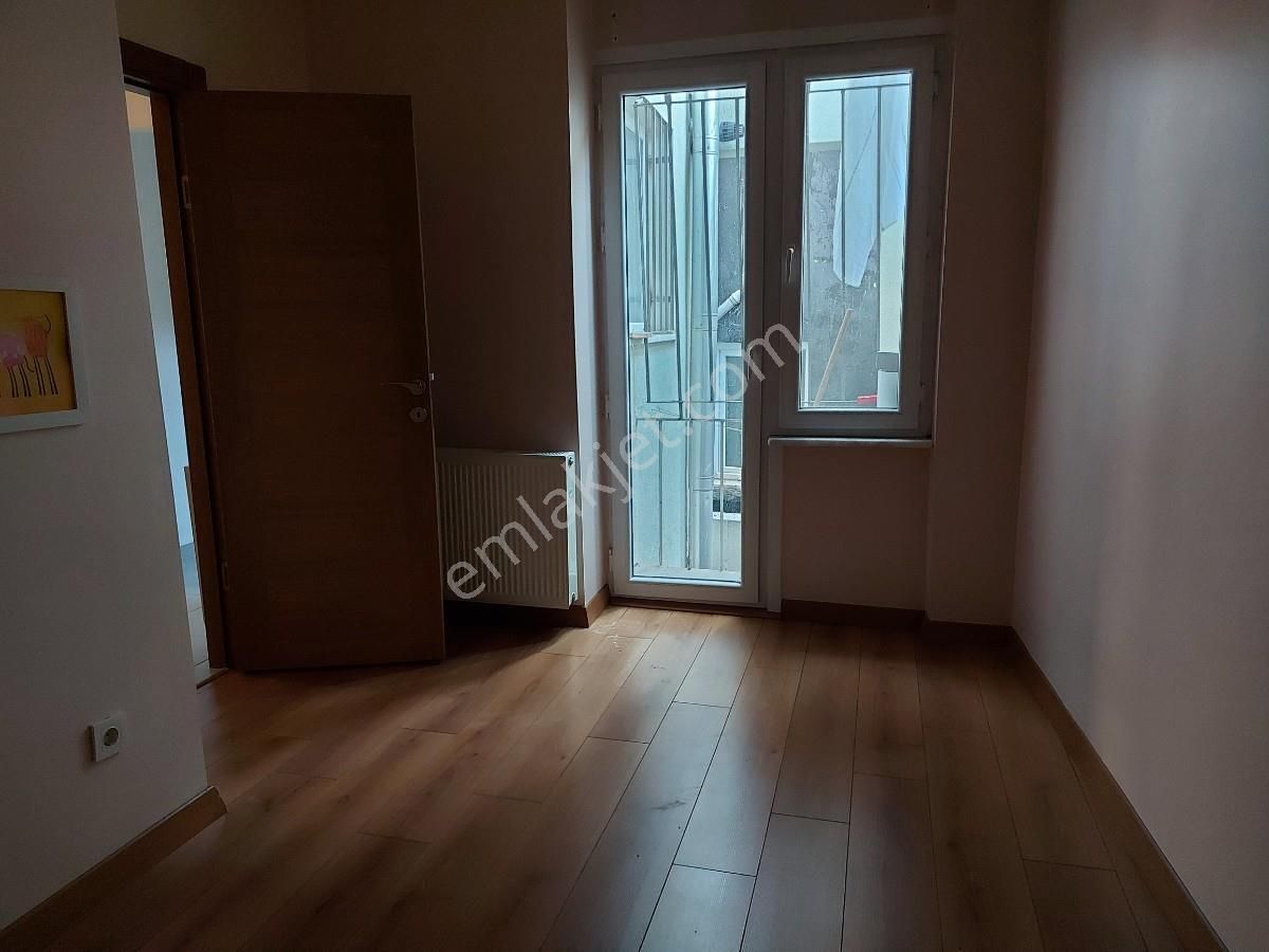 Beşiktaş Merkezde Metro, Sahile Çok Yakın Sıfır Ayarında Daire - Görsel 8