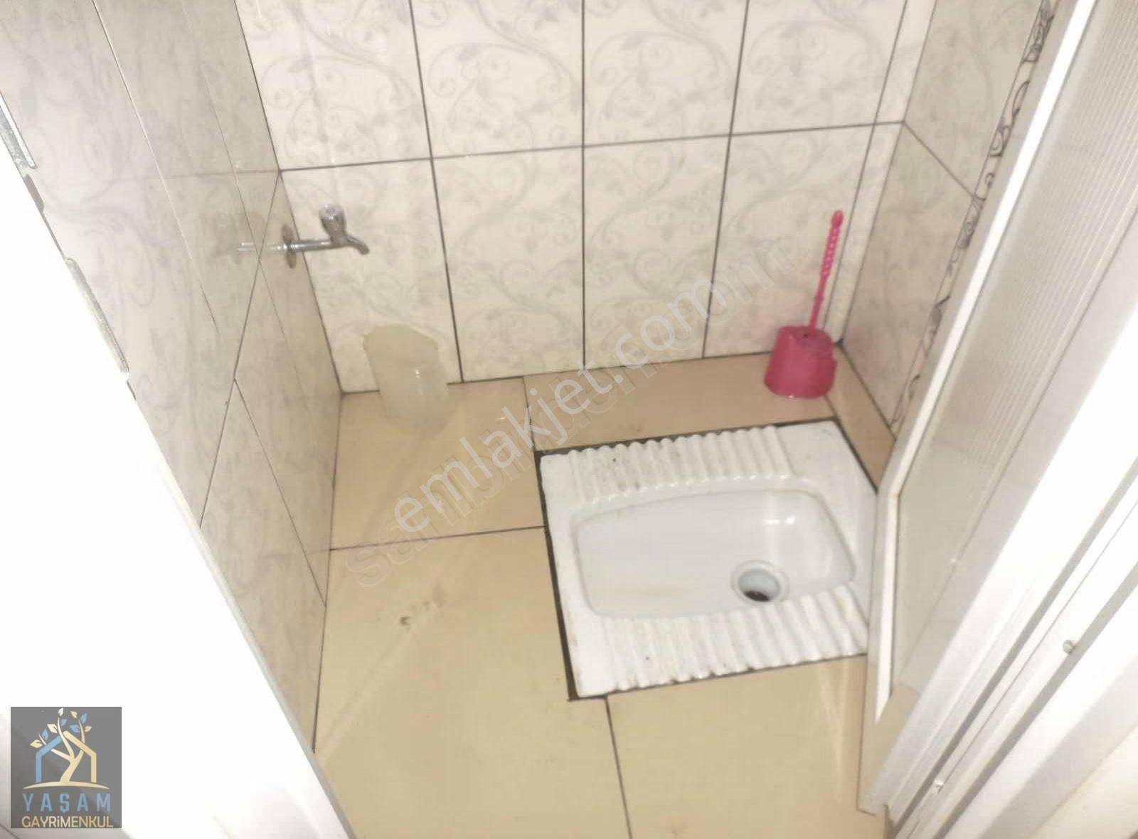 Yaşam Dan Bağcılar Yenigün Mah 180 M² İskanlı Depolu Dükkan - Görsel 3