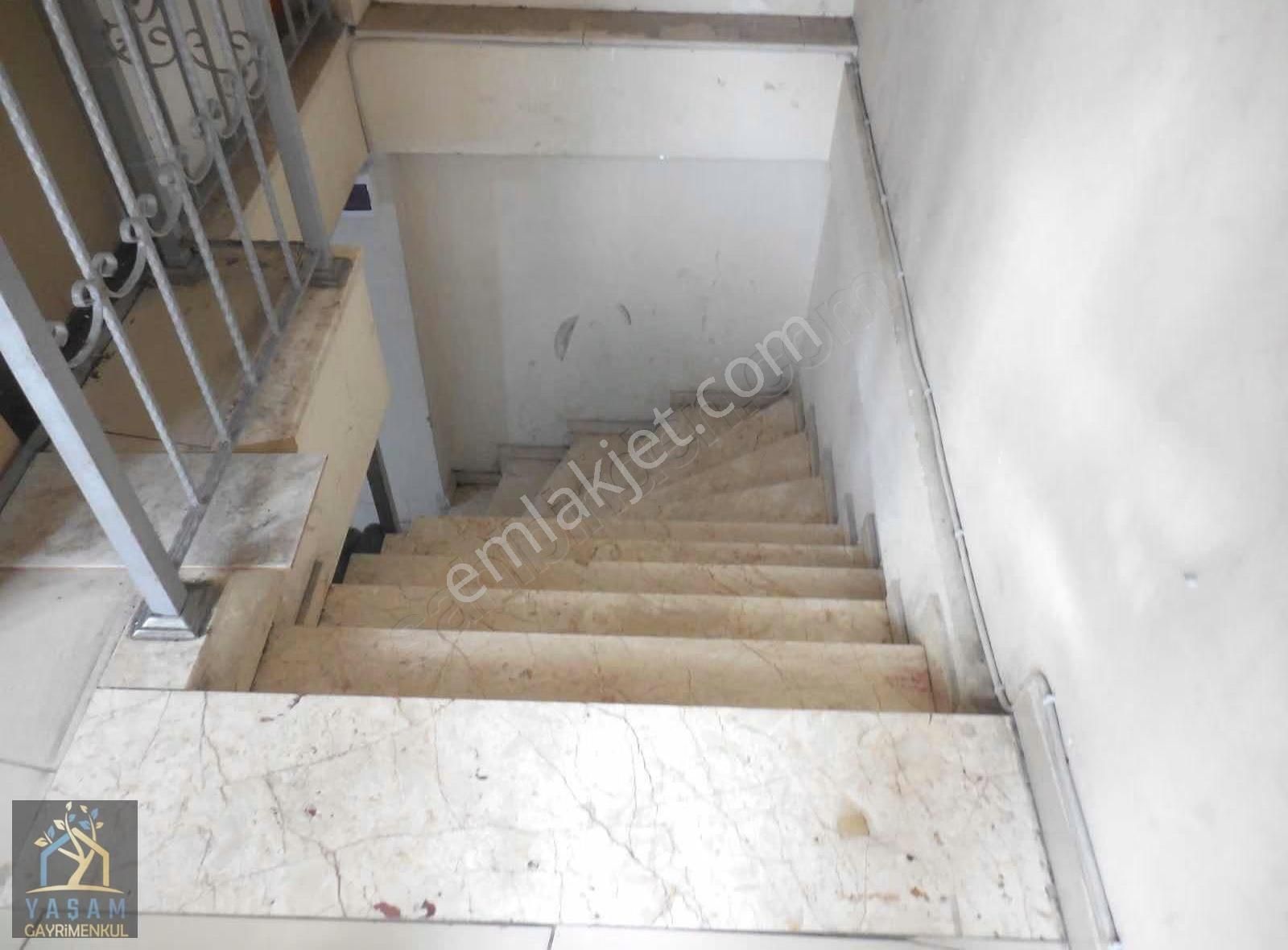 Yaşam Dan Bağcılar Yenigün Mah 180 M² İskanlı Depolu Dükkan - Görsel 15