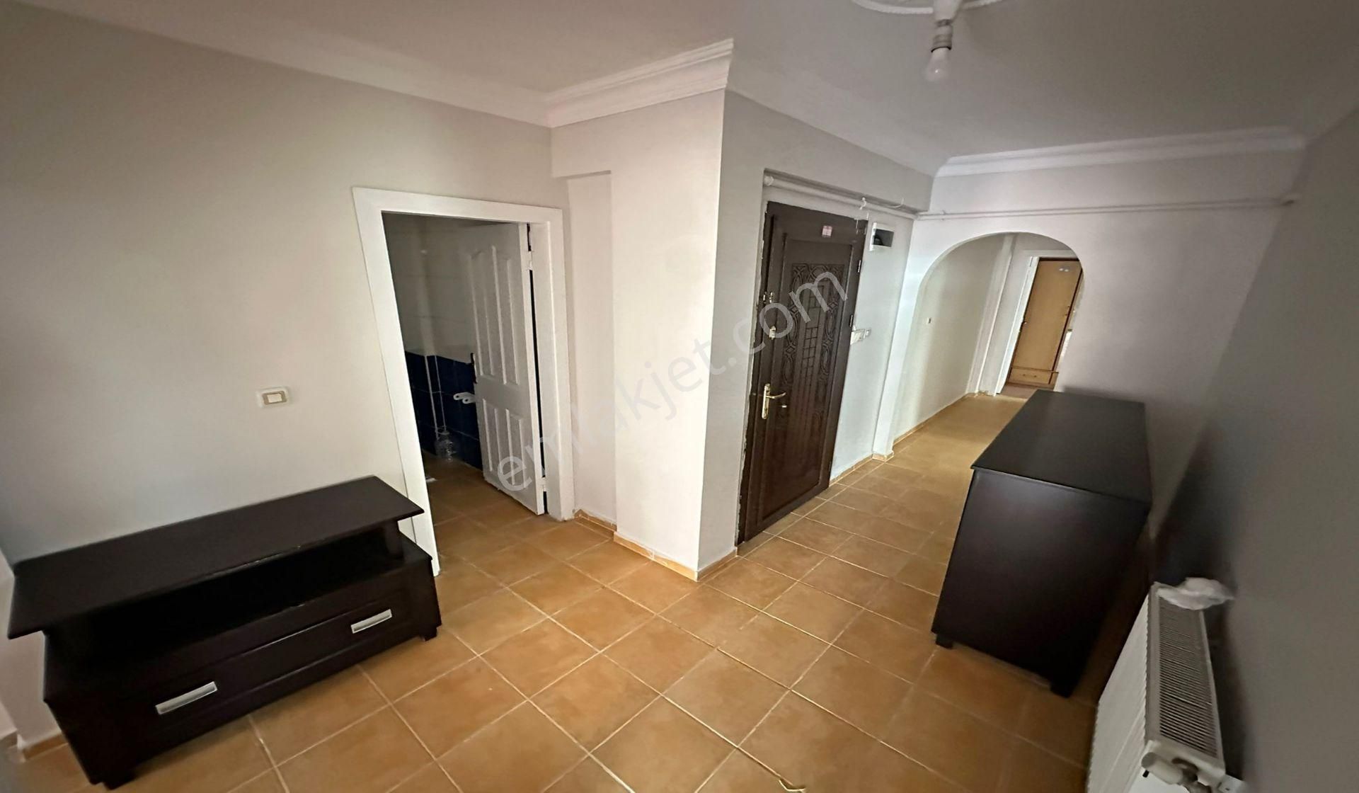 İncirlide Refiksaydam Cadde Kat Konumunda 3+1 Bağımsız Balkonlu - Görsel 23