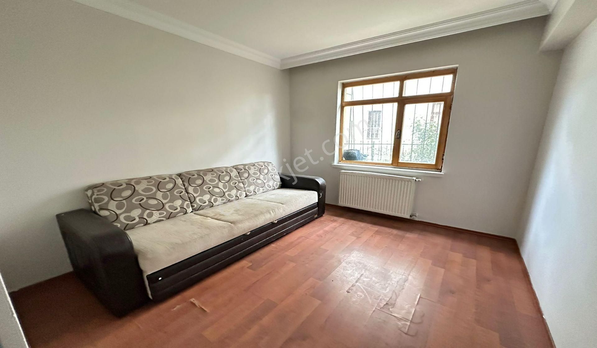 İncirlide Refiksaydam Cadde Kat Konumunda 3+1 Bağımsız Balkonlu - Görsel 21