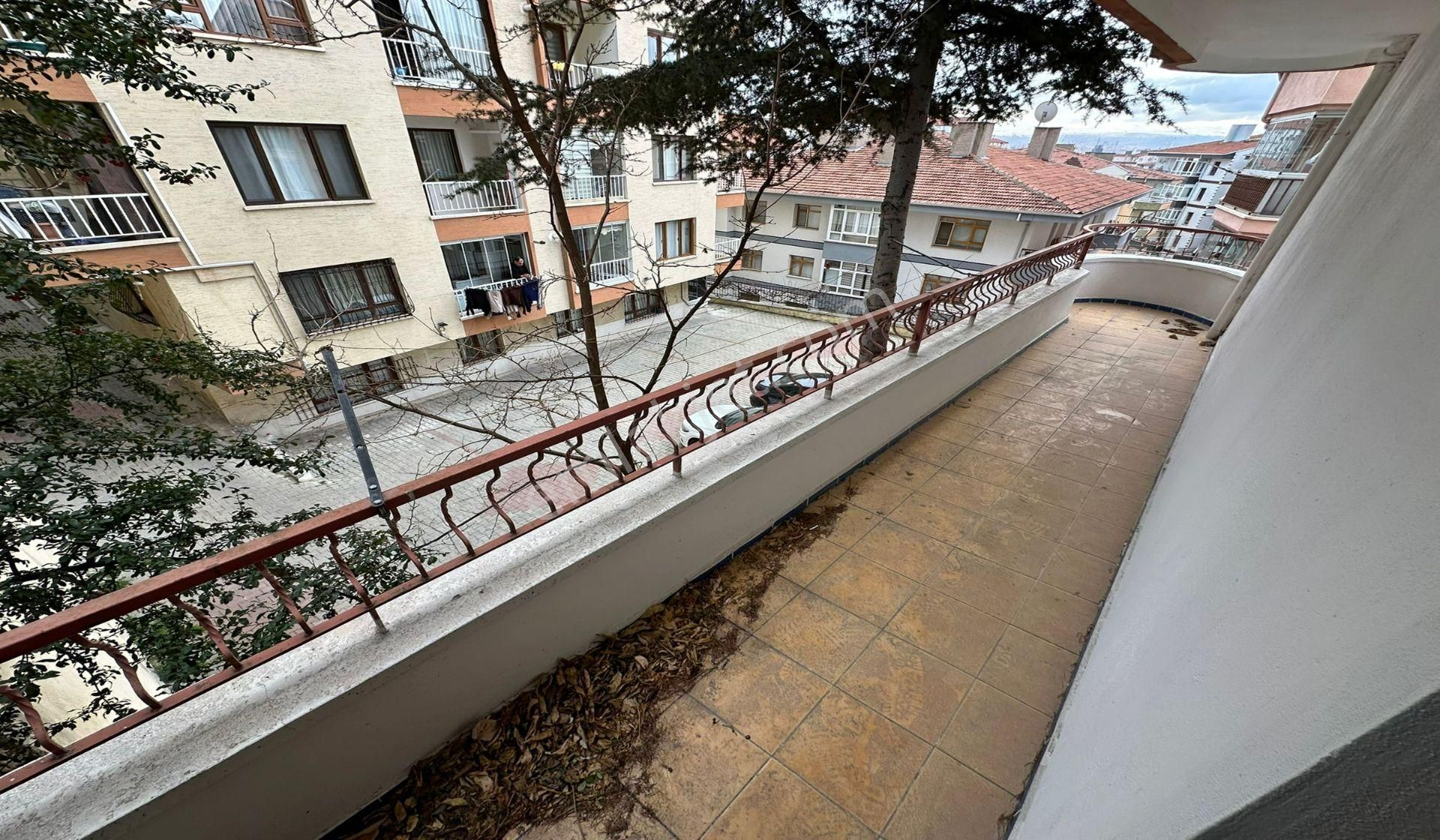 İncirlide Refiksaydam Cadde Kat Konumunda 3+1 Bağımsız Balkonlu - Görsel 7