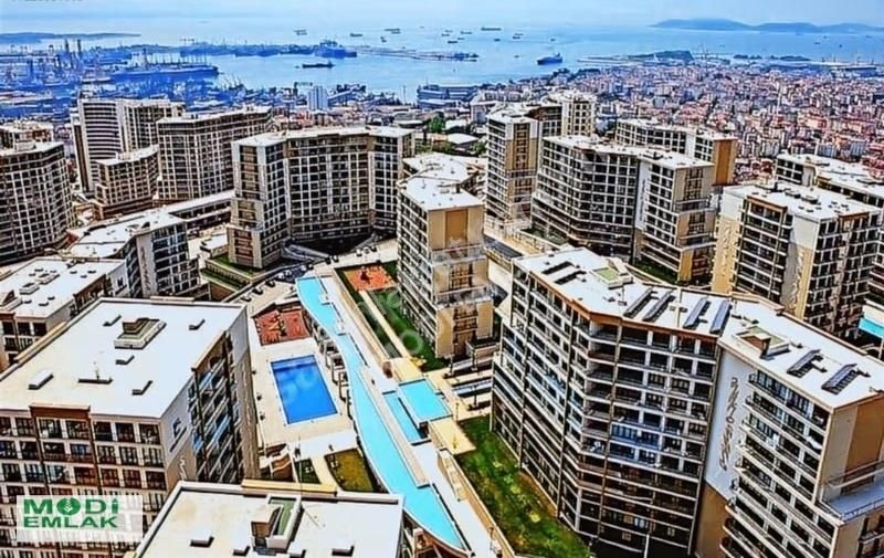 Evora B Parsel De Büyük Tip Balkonlu Ve Tam Esyalı Kiralık 2+1 - Görsel 24