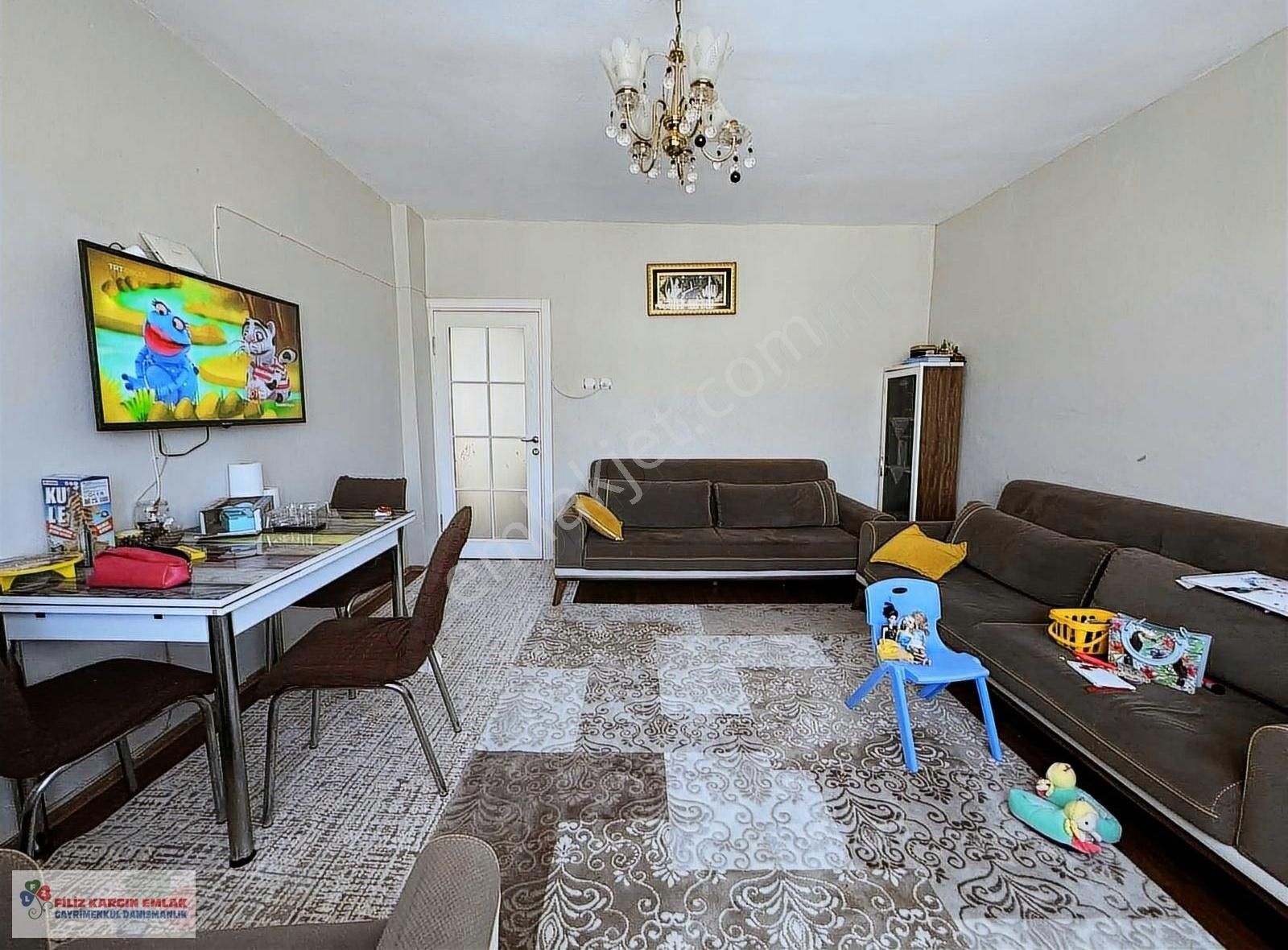 Esenler Fatih Mah.2+1 100m2 Satılık Daire - Görsel 3