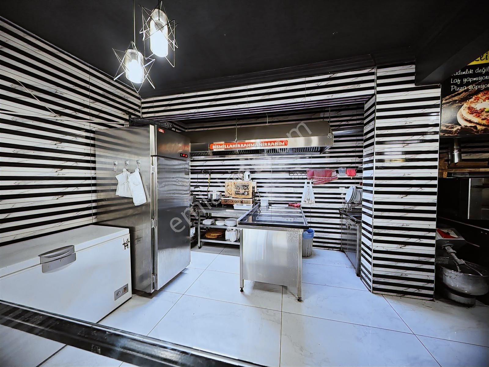 Yıldırım Erikli Merkezde Devren Satılık Pizza Salonu - Görsel 23