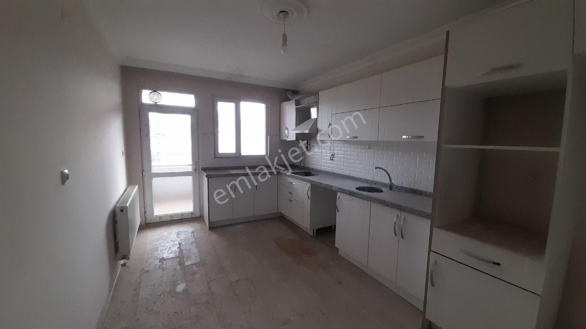 Rt Safirden İnegöl'de İki Aileye Uygun Dubleks Daire - Görsel 7