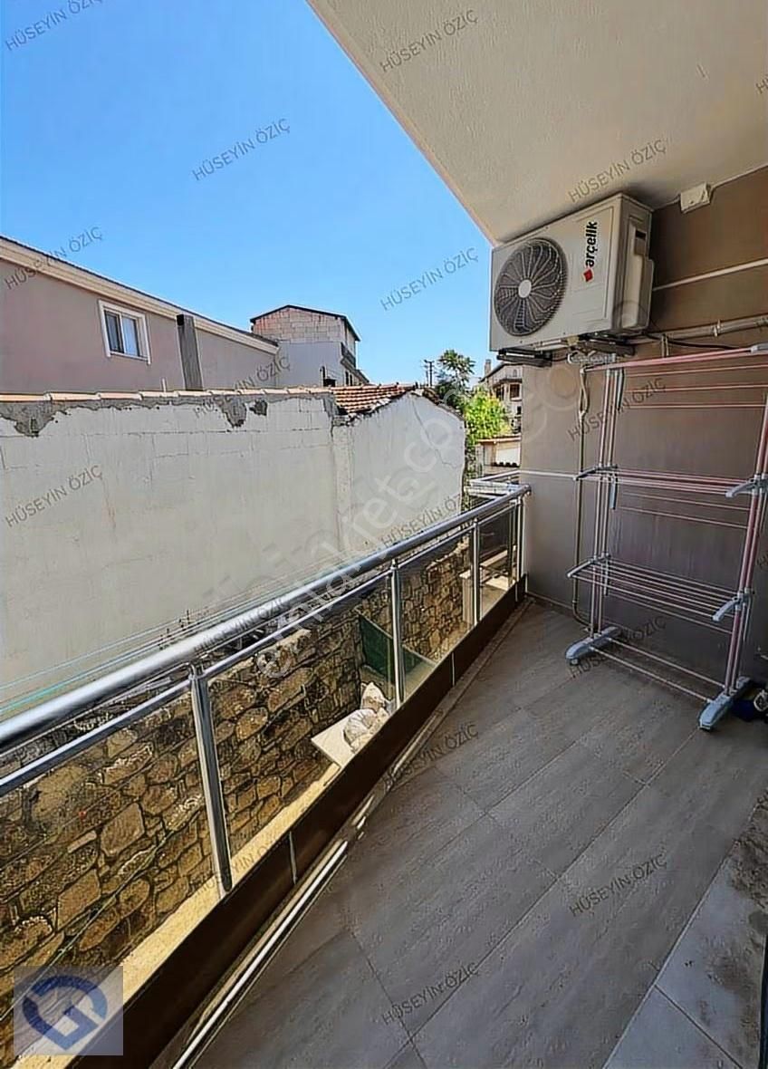 Hüseyin Öziç'den Çeşme Çarşıda Satılık 2+1 Bahçeli Daire - Görsel 6