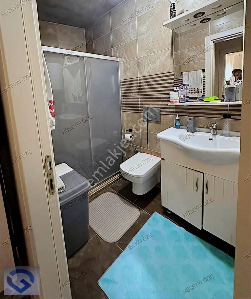Hüseyin Öziç'den Çeşme Çarşıda Satılık 2+1 Bahçeli Daire - Görsel 10