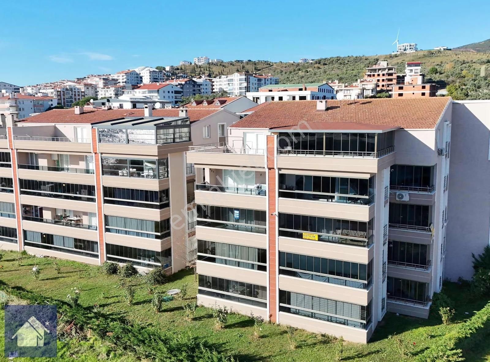 *yiğit Emlak Armutlu'dan*4+2*250 M2 Ultra Lüks Dubleks