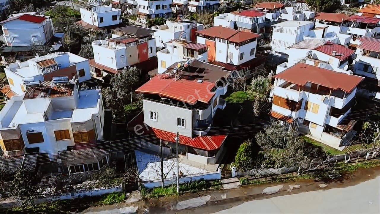 Burhaniye İskele Mahallesinde Satılık Tripleks Villa - Görsel 4