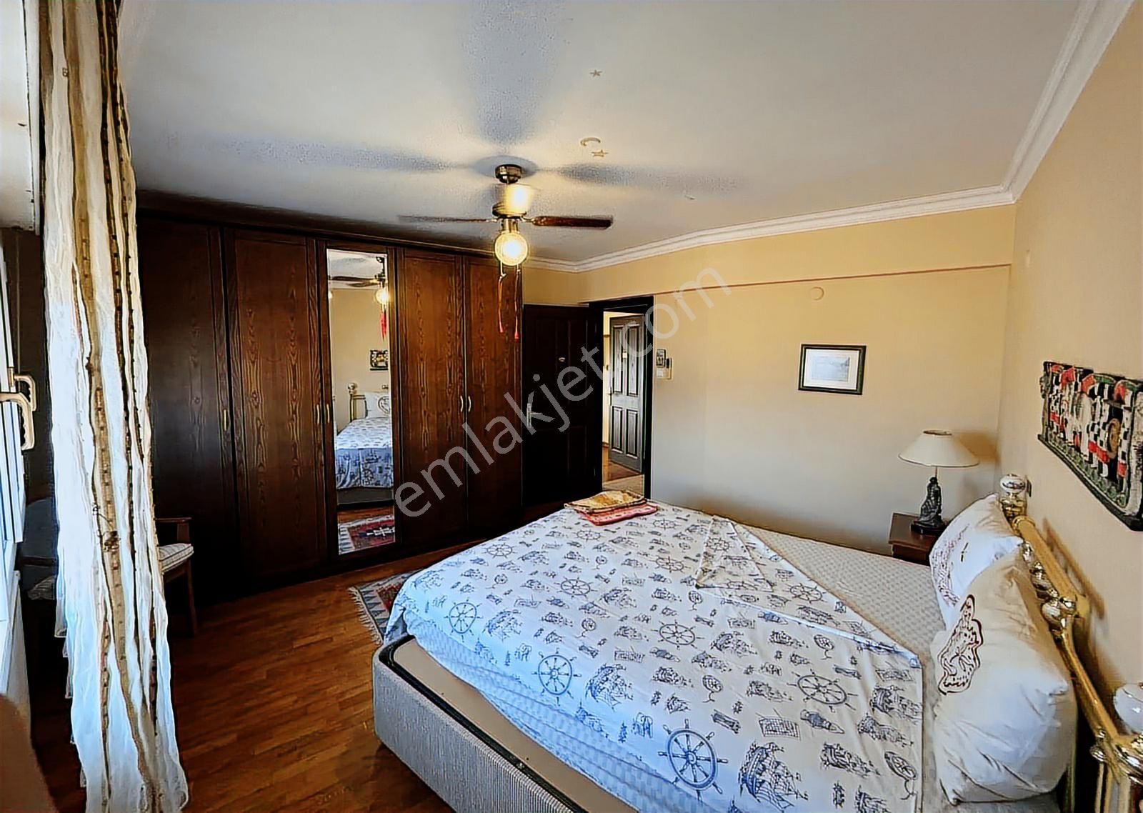 Alsancak Şair Eşref'te Lüks Eşyalı Kiralık 3+1 Daire - Görsel 20