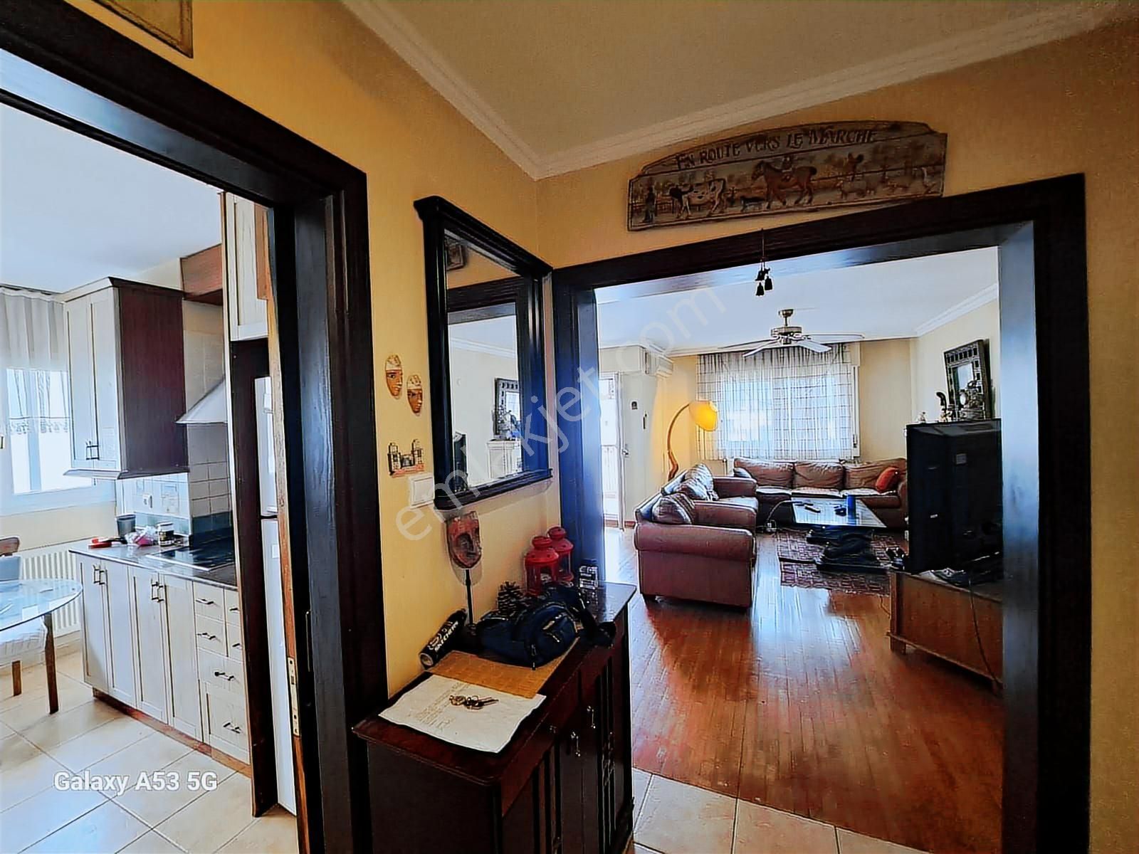 Alsancak Şair Eşref'te Lüks Eşyalı Kiralık 3+1 Daire - Görsel 29