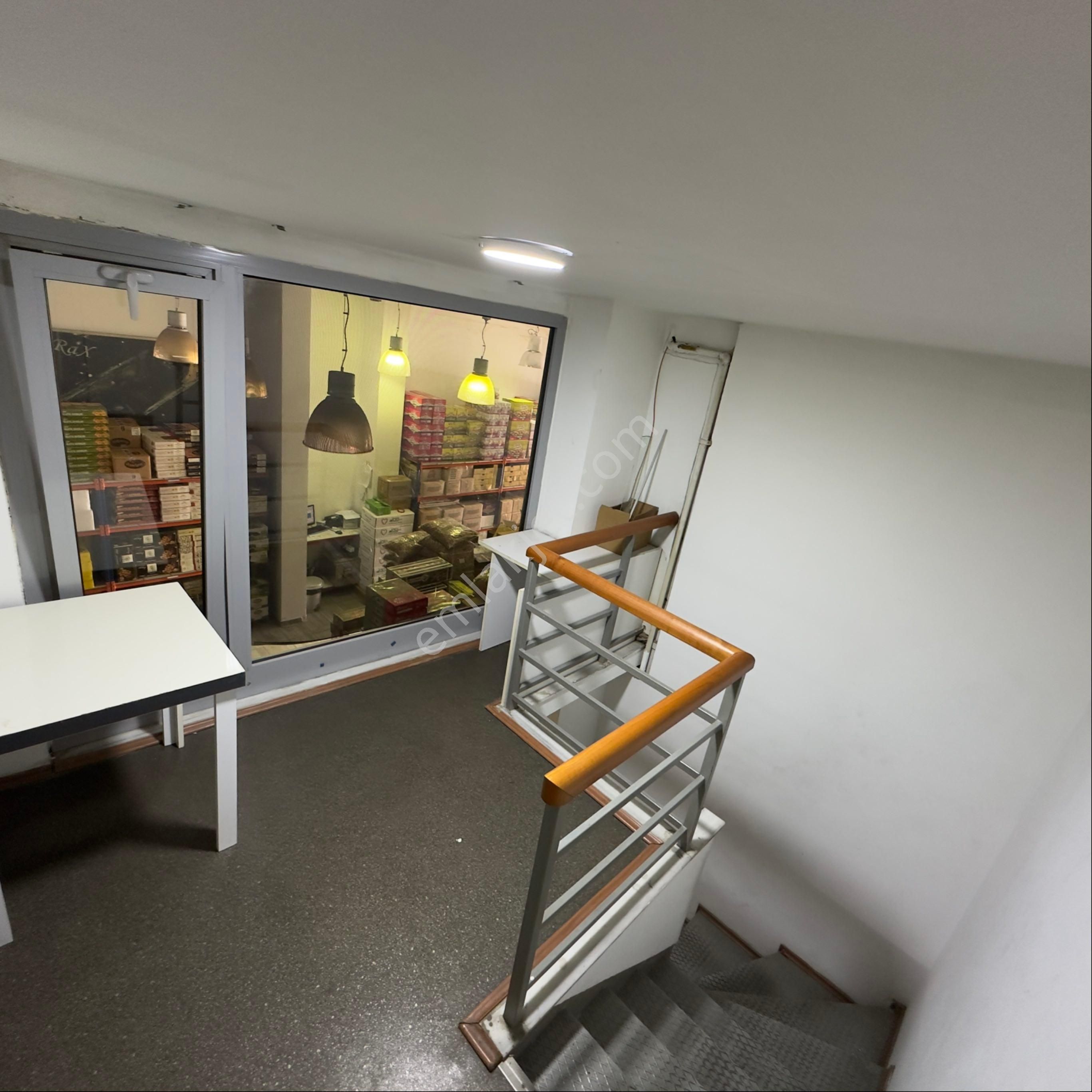 Pendik Köprüsü &metro Aksında Yatırımlık 185 M2 Satılık Dükkan - Görsel 18