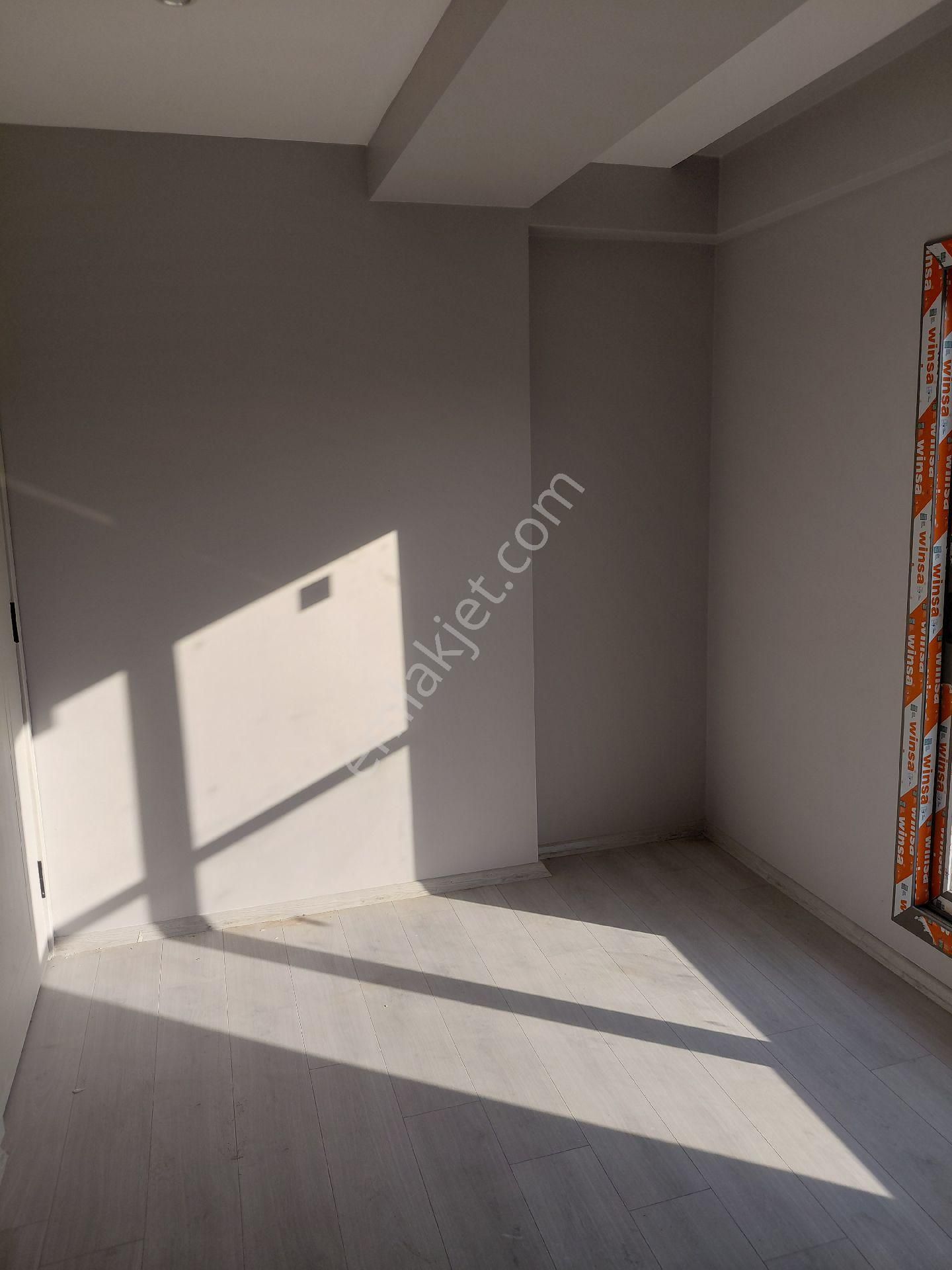 Buca Akıncılarda Kiralık 1+1 Doğalgazlı Asansörlü Sıfır Son Kat Dai - Görsel 6