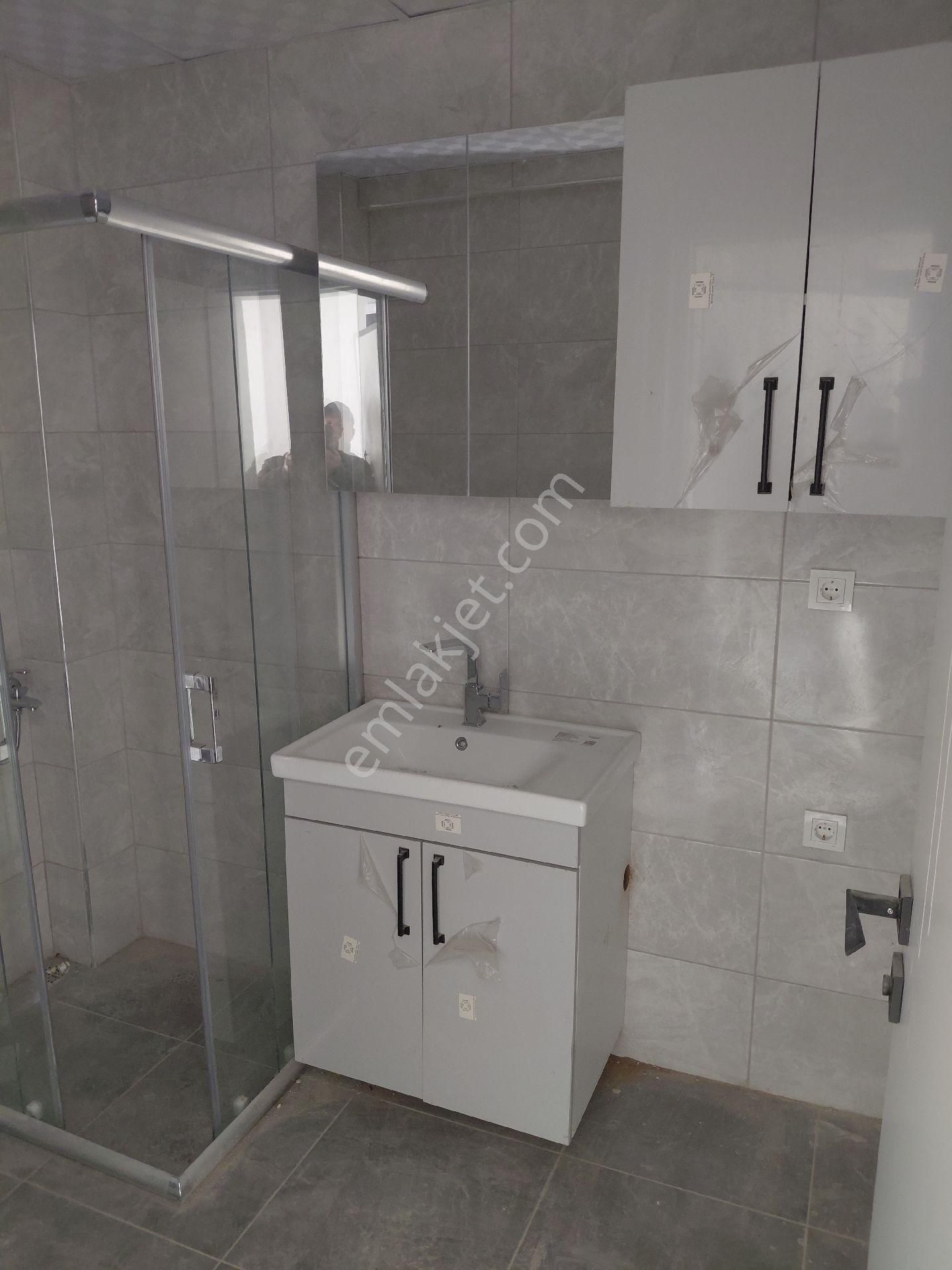 Buca Akıncılarda Kiralık 1+1 Doğalgazlı Asansörlü Sıfır Son Kat Dai - Görsel 11