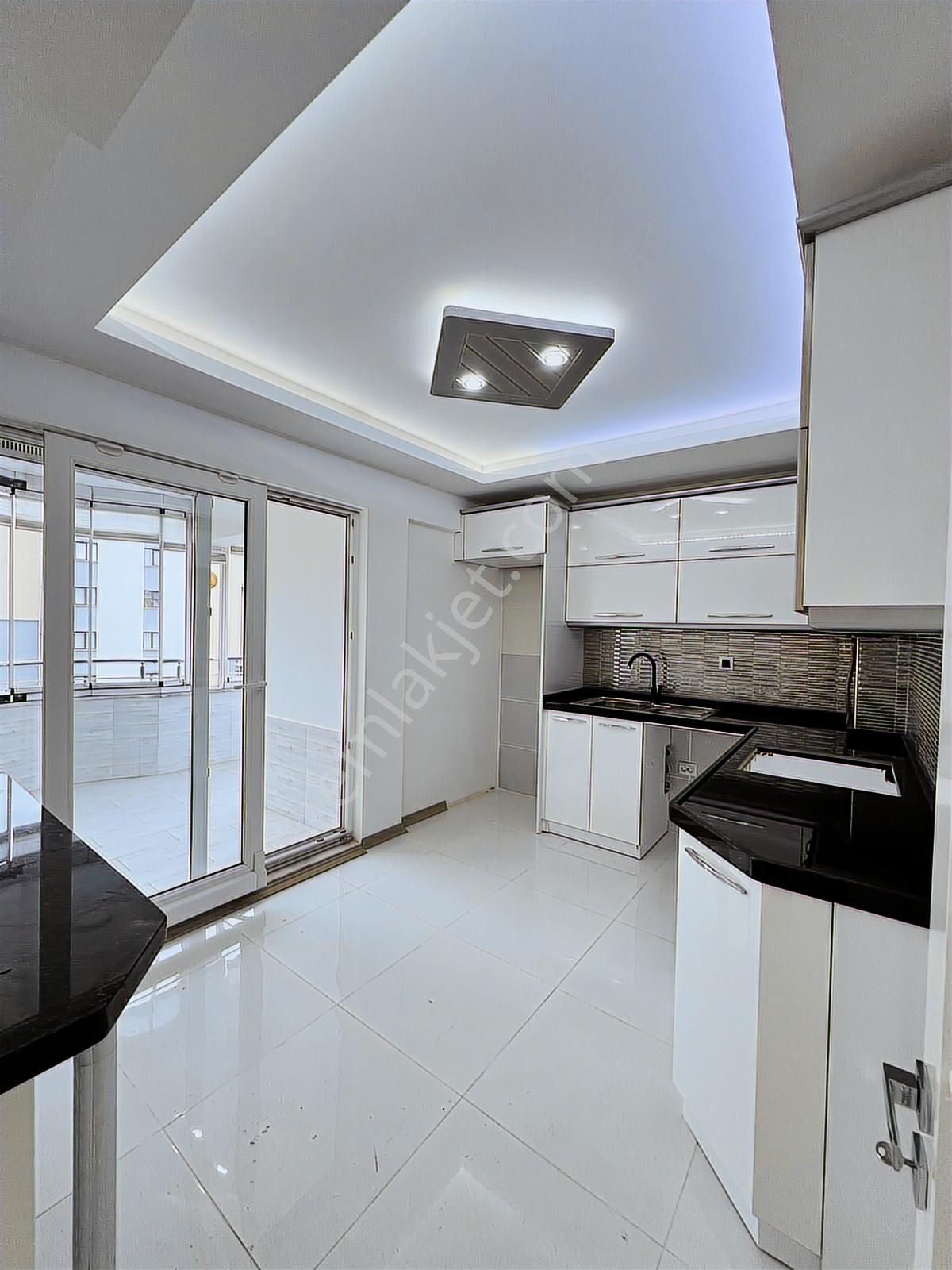 Megakent'ten Satılık Ferah Lüks Daire - Görsel 16