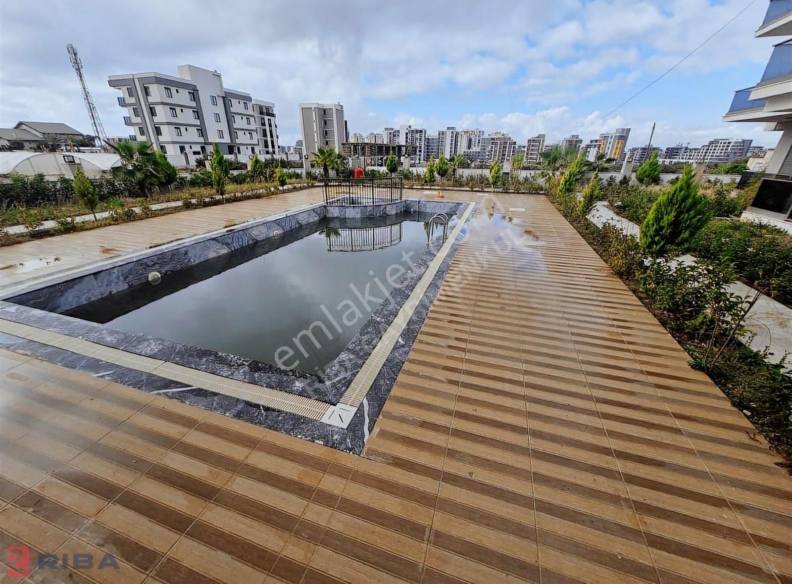 Sibel Oskanbaş'tan Geniş Ferah Havuzlu Sitede Daire - Görsel 5