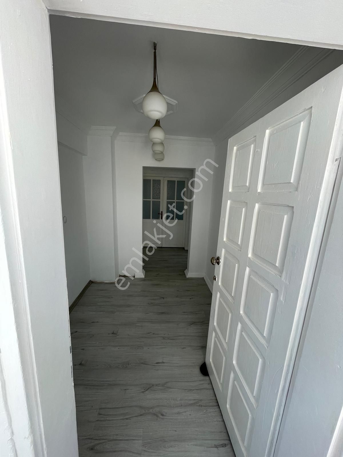 Turyap Çeşme Alaçatı Ağaçlı Yol Sakızlarda Kiralık 2+1 Daire - Görsel 8