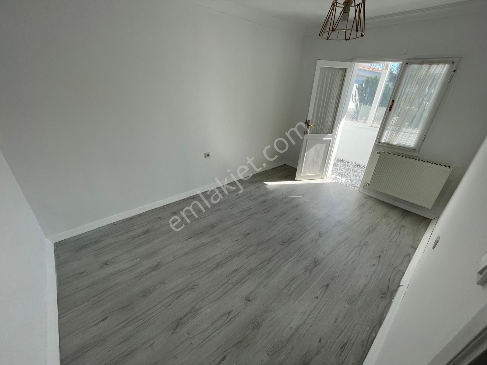 Turyap Çeşme Alaçatı Ağaçlı Yol Sakızlarda Kiralık 2+1 Daire - Görsel 16