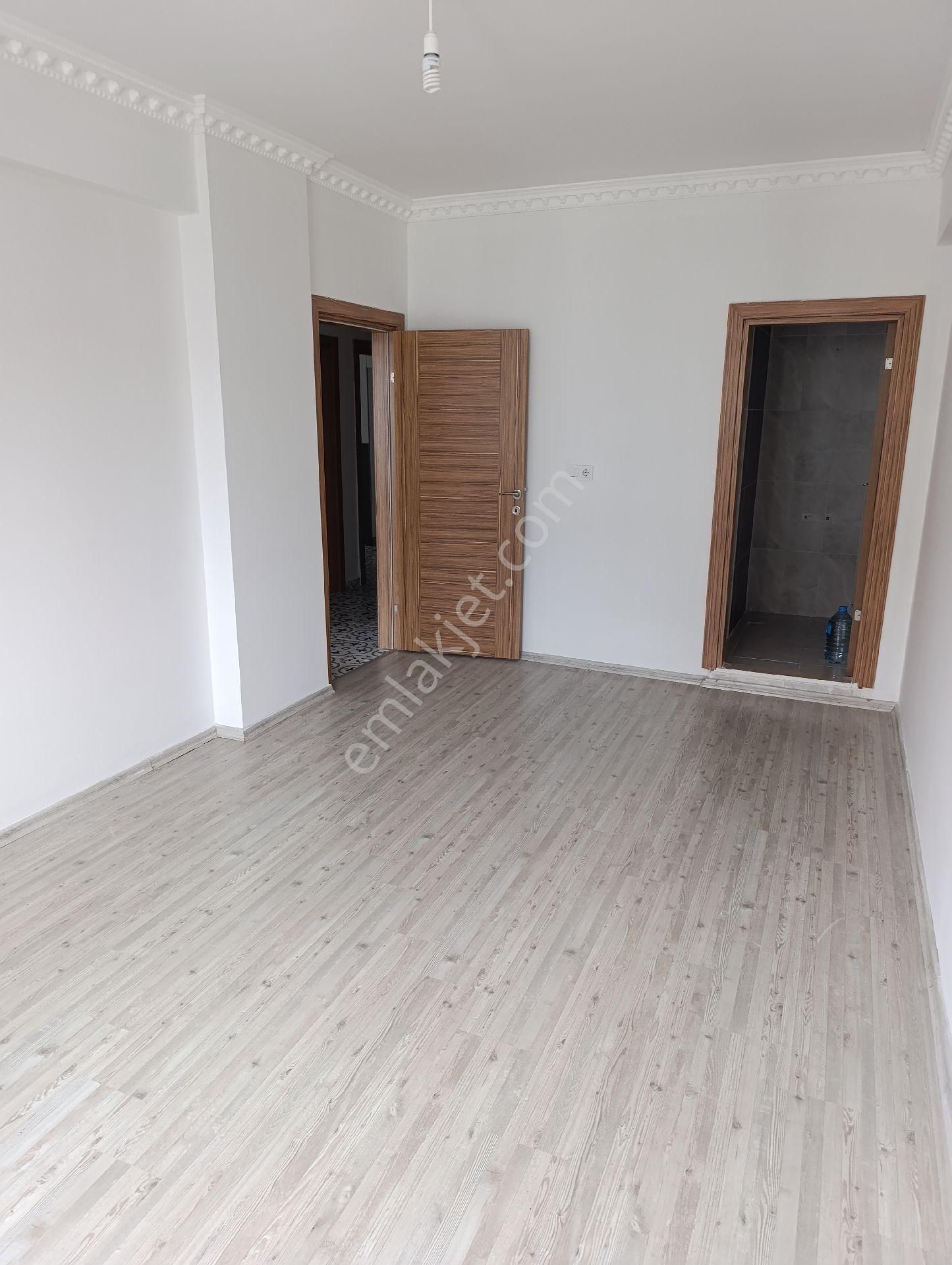 Sahibinden Site İçerisnde Güvenlkli Otoparklı Havuzlu 2+1 Daire - Görsel 9