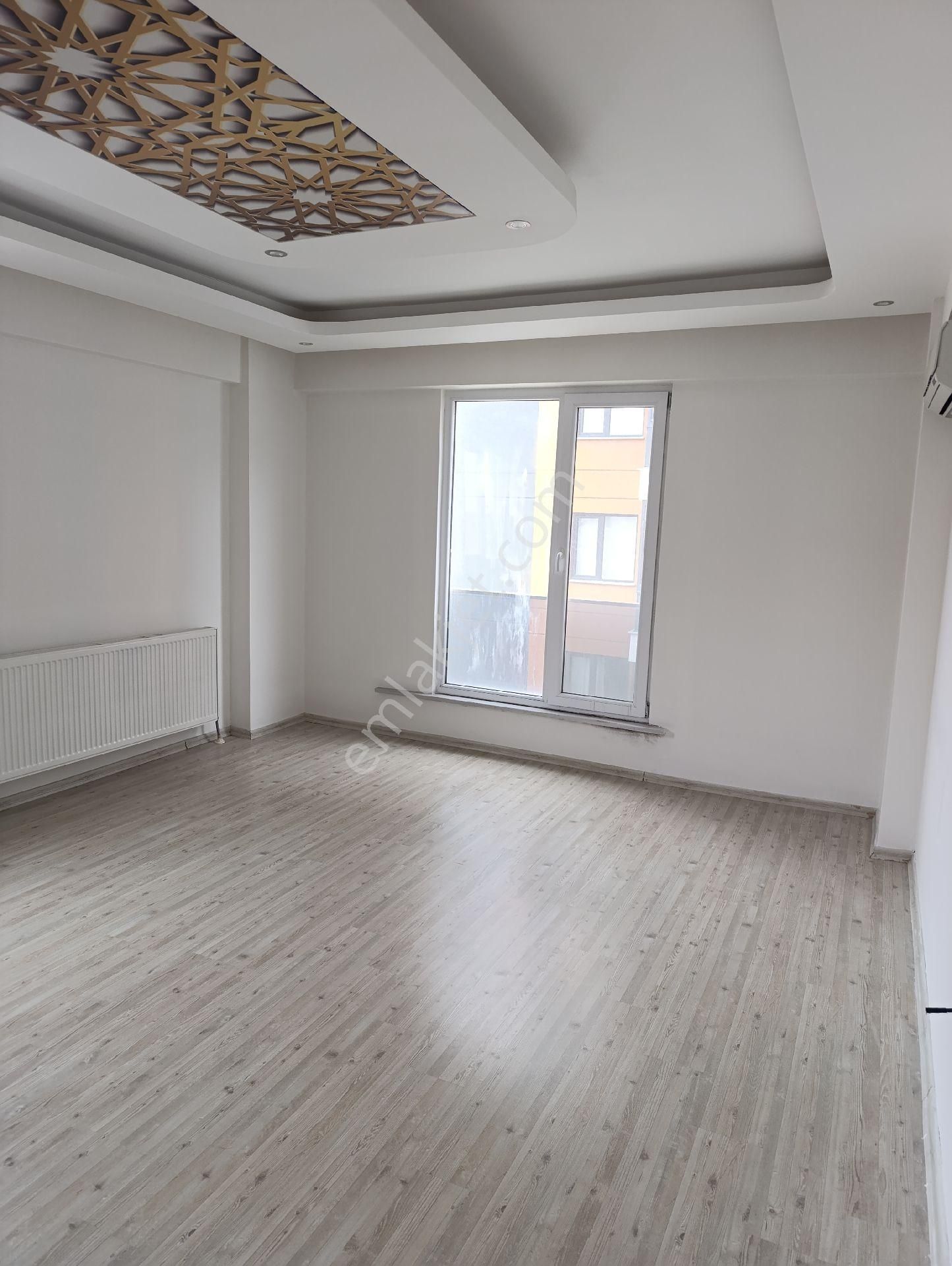 Sahibinden Site İçerisnde Güvenlkli Otoparklı Havuzlu 2+1 Daire - Görsel 13