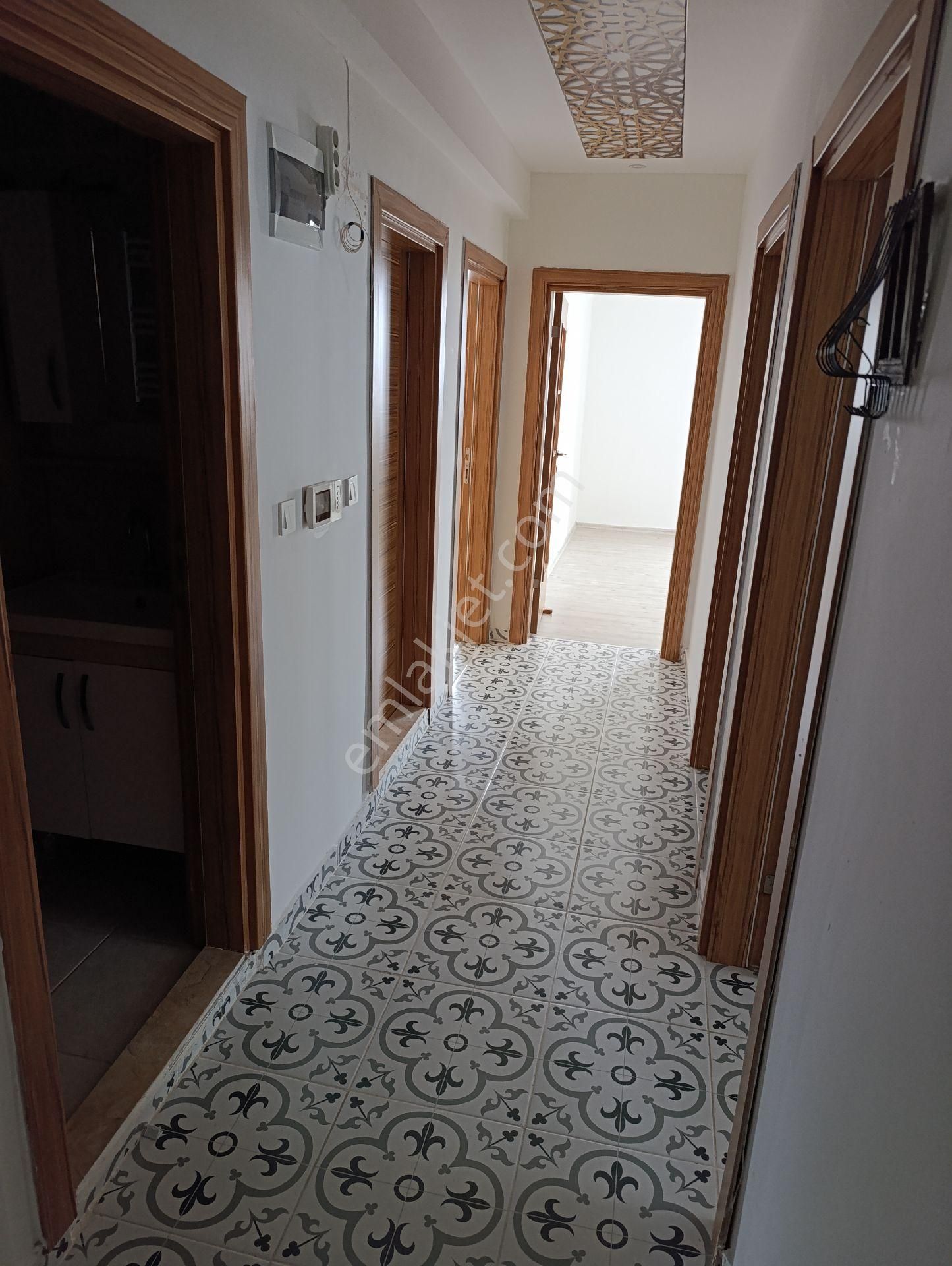 Sahibinden Site İçerisnde Güvenlkli Otoparklı Havuzlu 2+1 Daire - Görsel 4