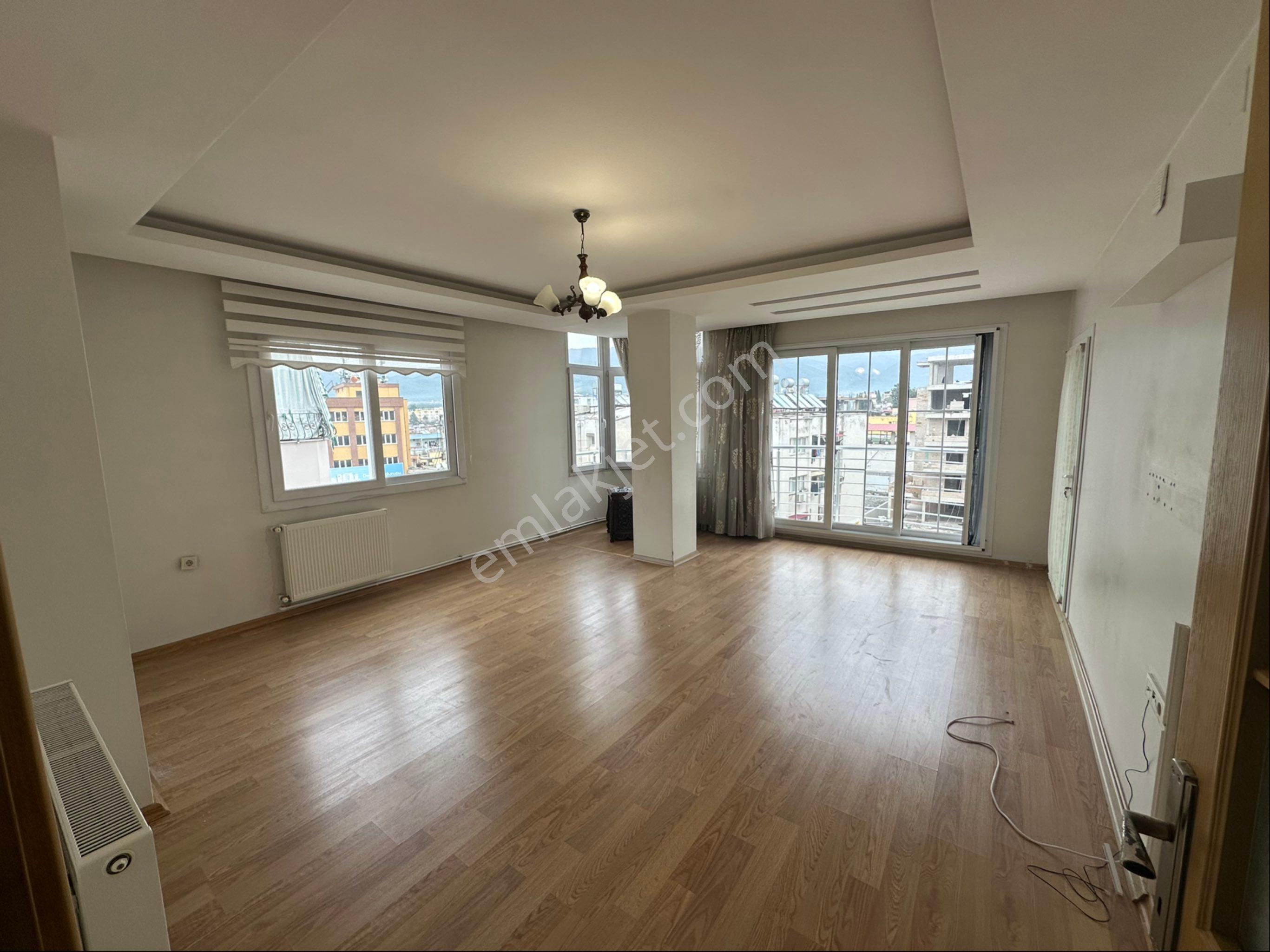 Çarşı Merkezinde 170 M2 Sahibinden Satılık Daire - Görsel 16