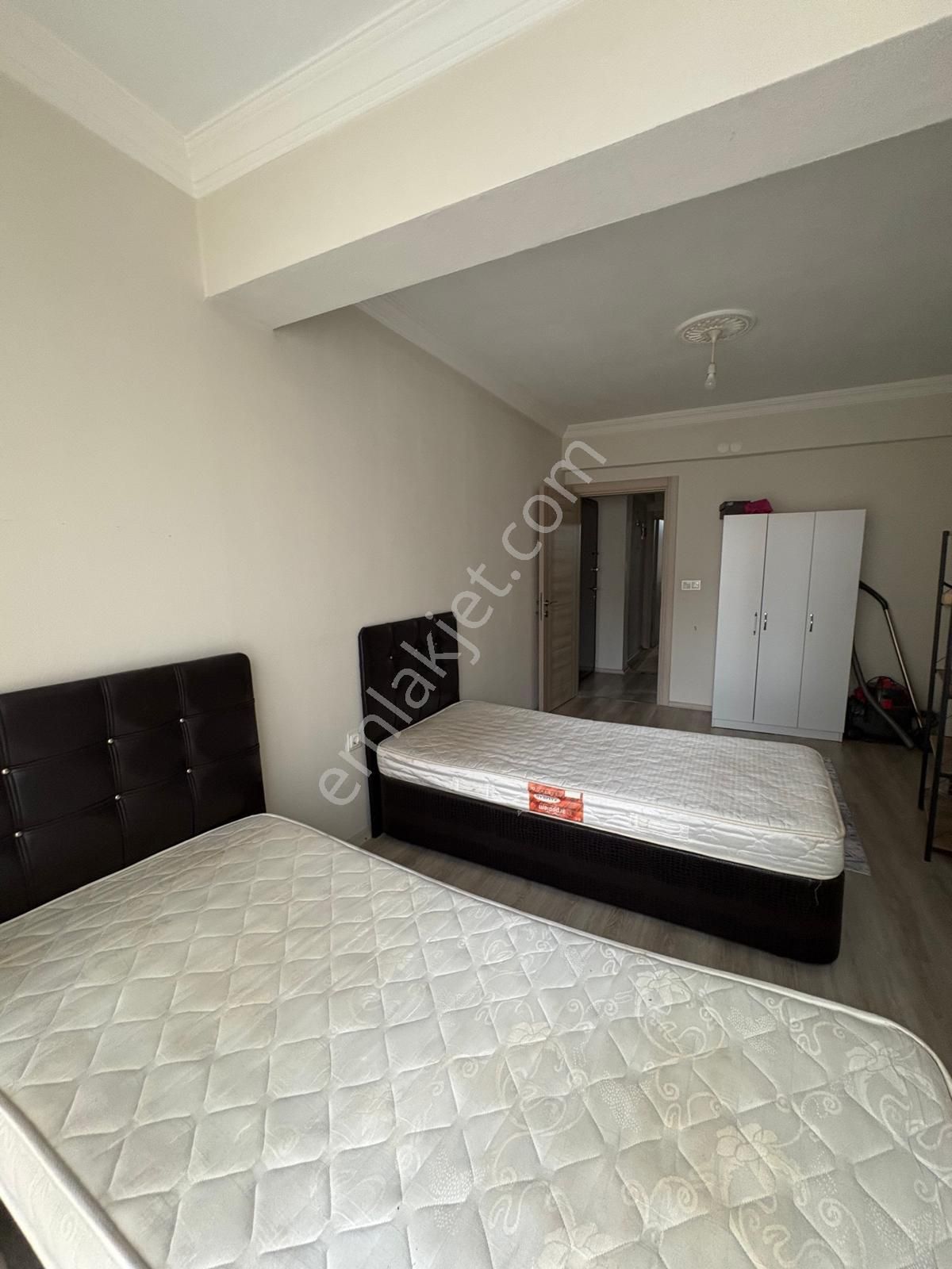 Biga Eşyalı Kiralık 1+1 Geniş Ve Çarşıda - Görsel 9