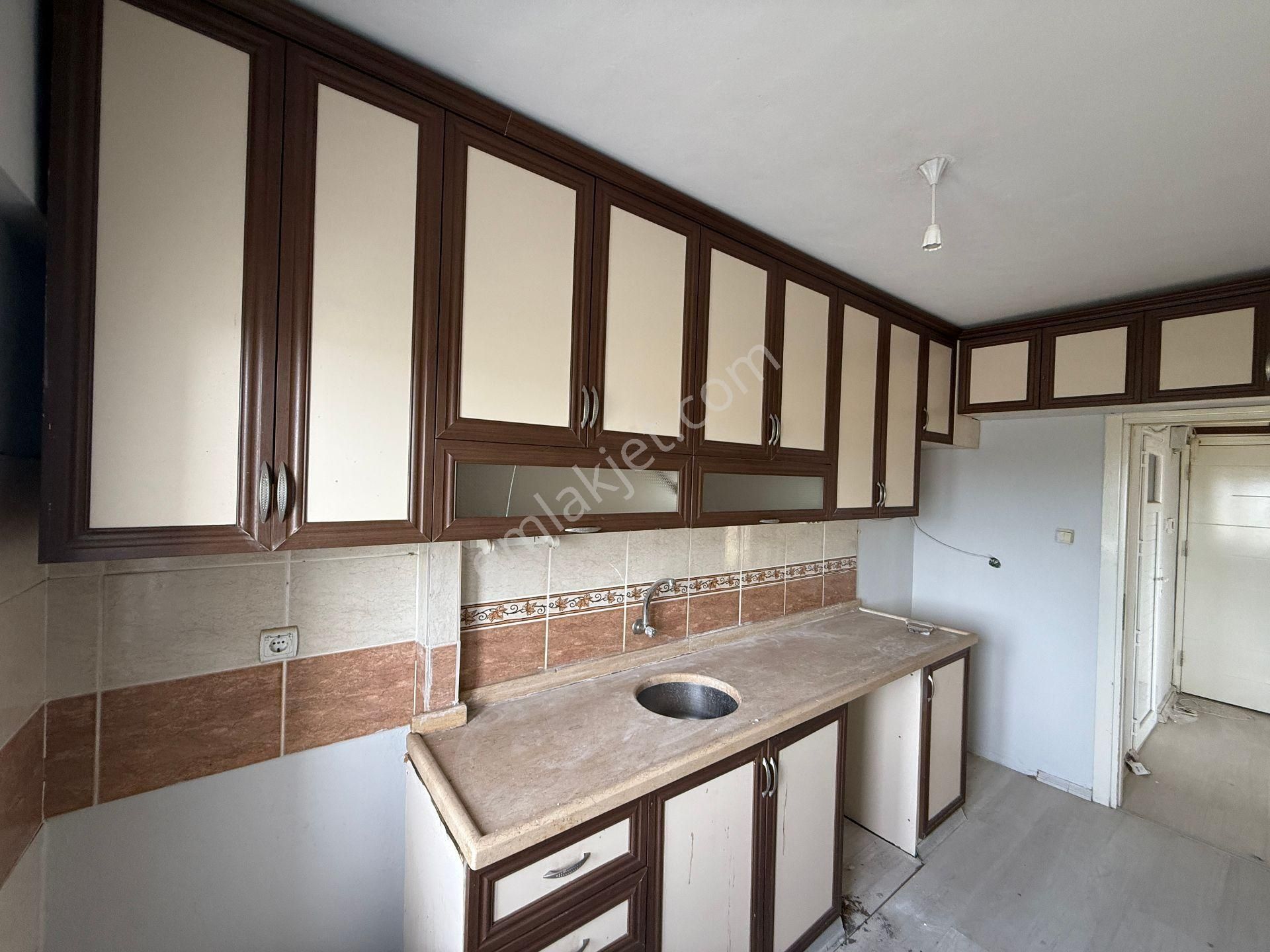 Seyhan Yeşiloba’da Merkezi Konum – 3+1 Satılık Daire