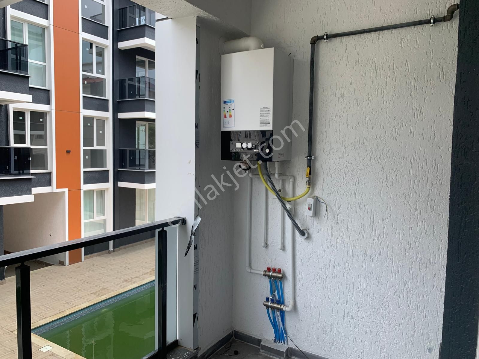 Molla Team'den Rumeli'de Havuz Manzaralı Kiralık 1+1 Lüks Daire - Görsel 20